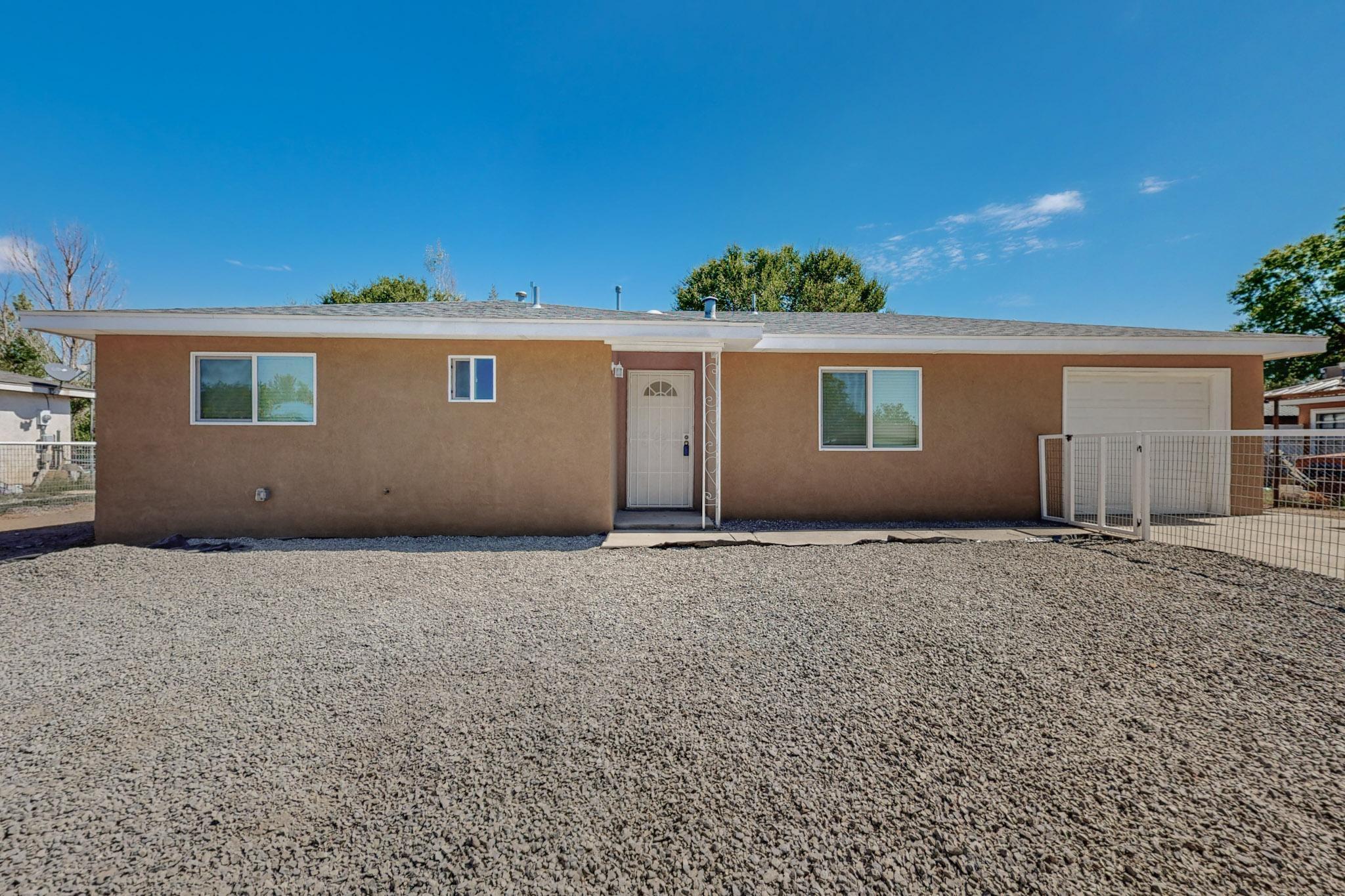 420 Verde Drive, Los Lunas, New Mexico image 3