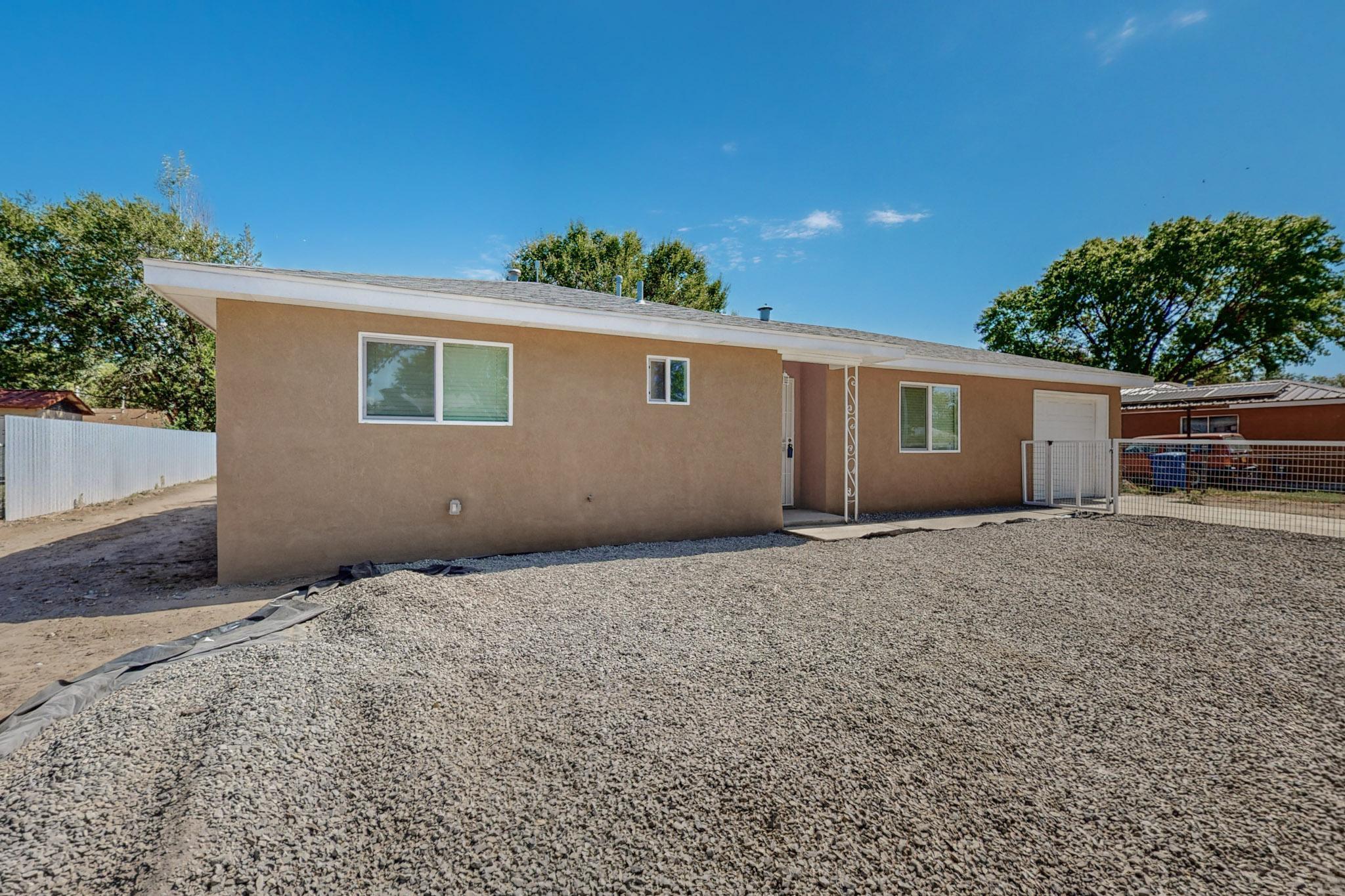 420 Verde Drive, Los Lunas, New Mexico image 5