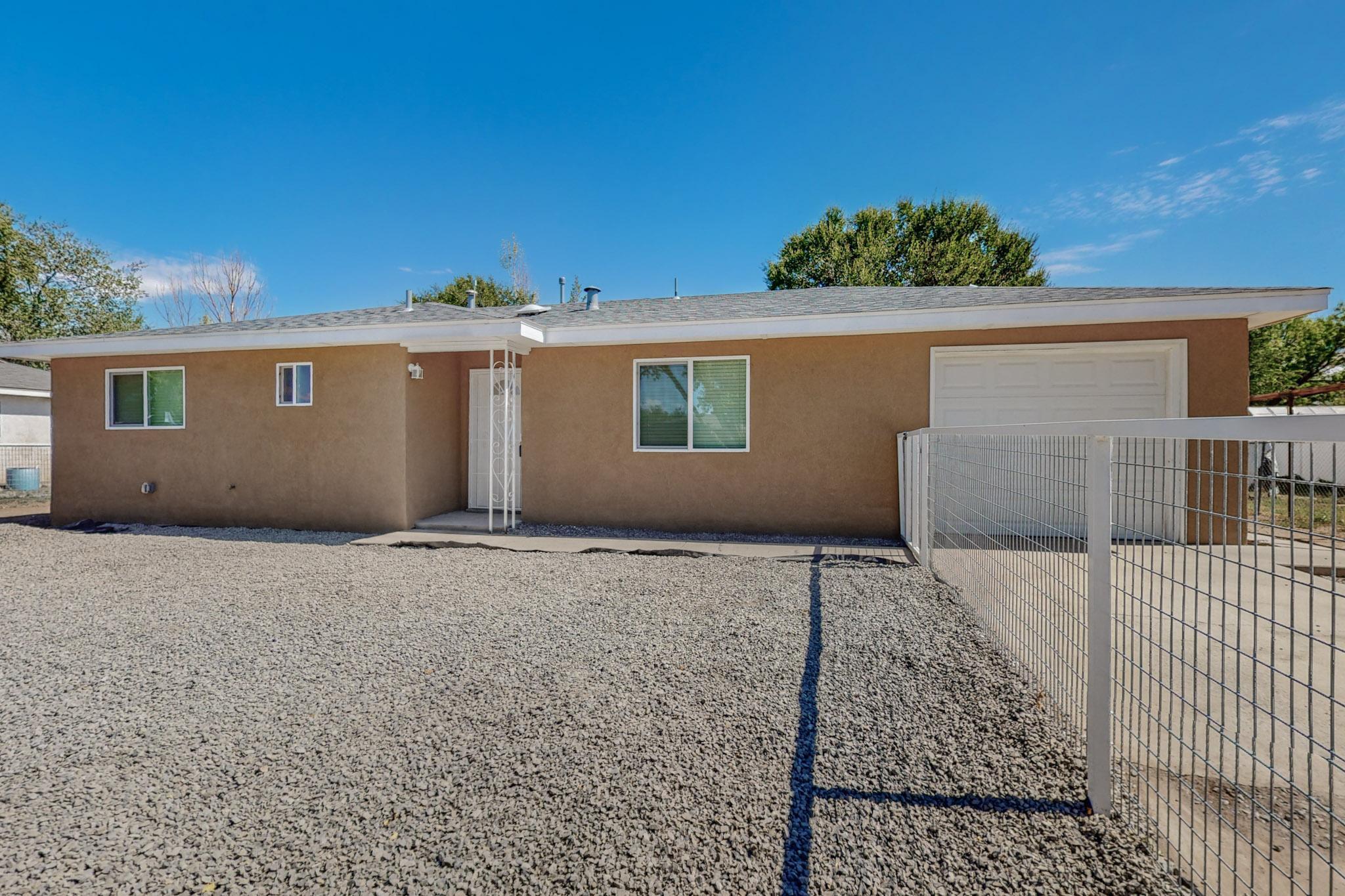 420 Verde Drive, Los Lunas, New Mexico image 4