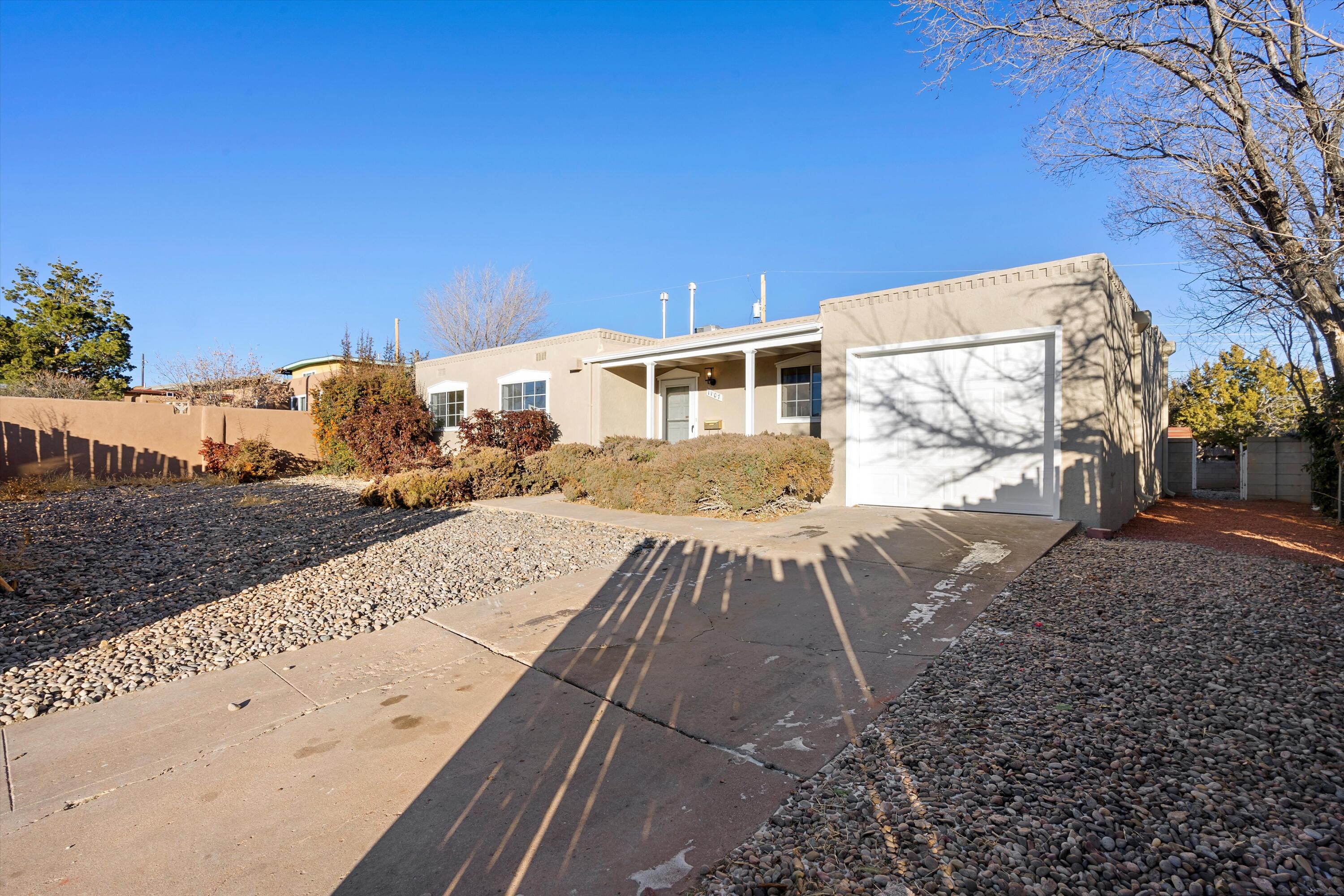 1107 Calle La Resolana, Santa Fe, New Mexico image 3