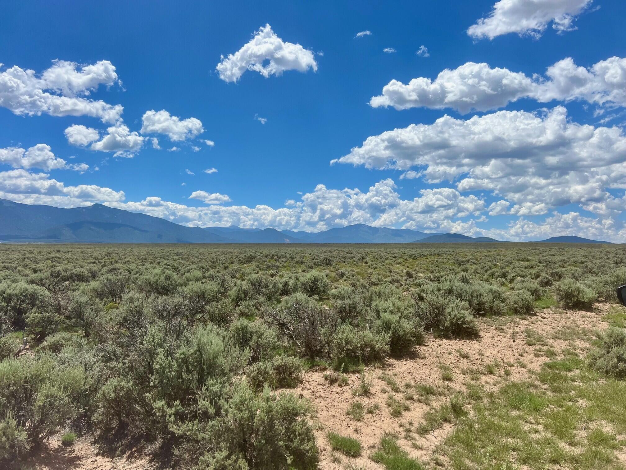 Sunshine Valley UPC 1070177069 Road