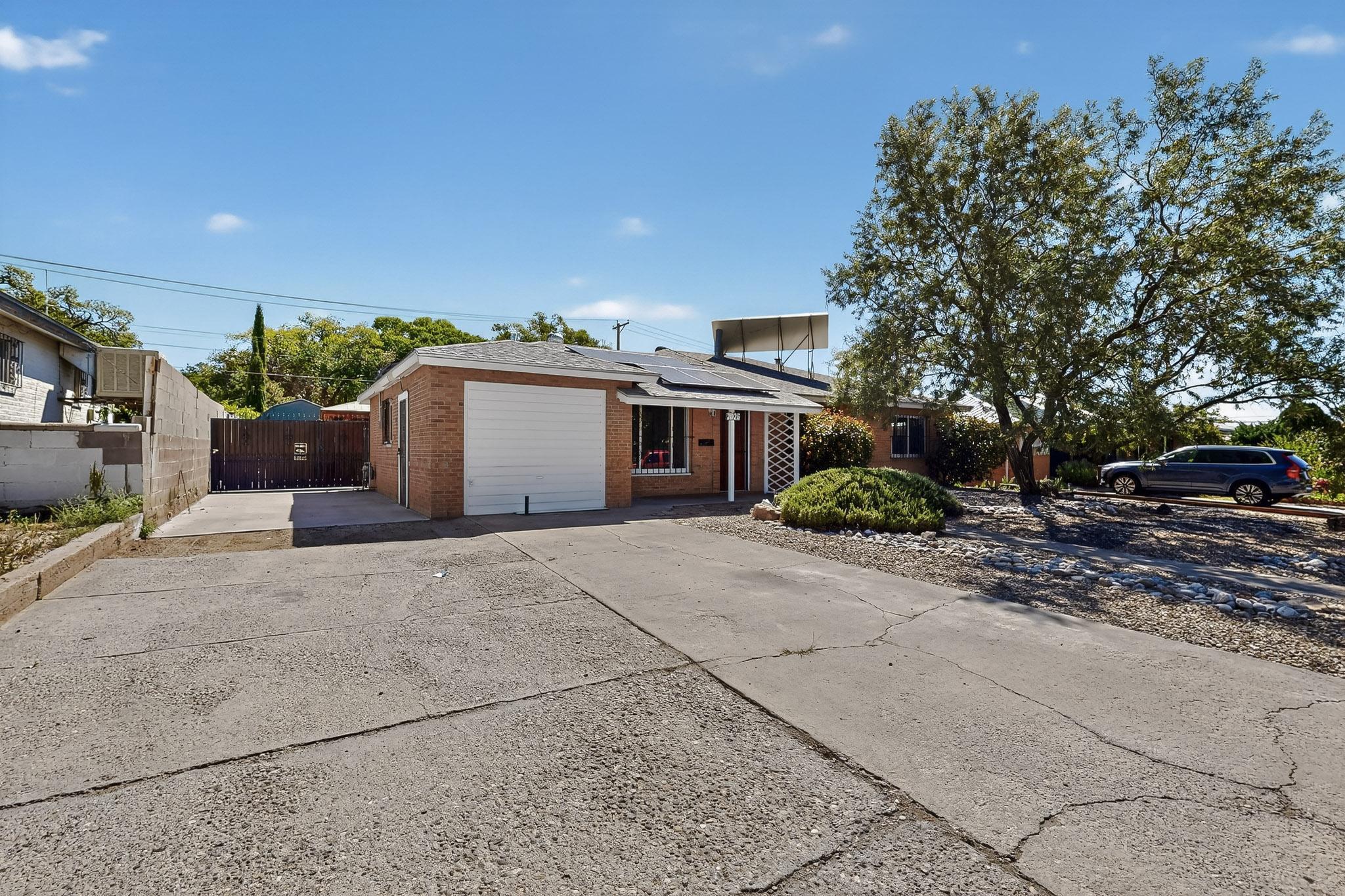 2026 Vermont Street NE