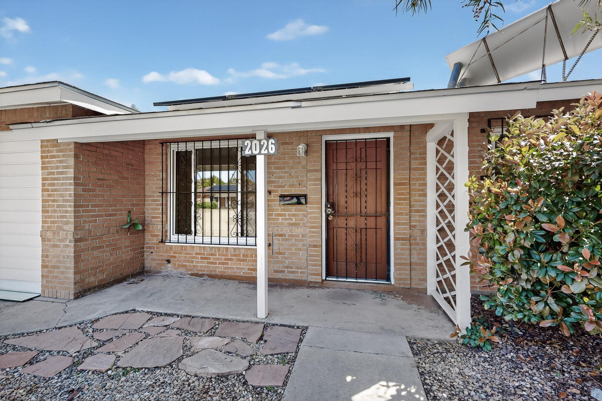 2026 Vermont Street NE