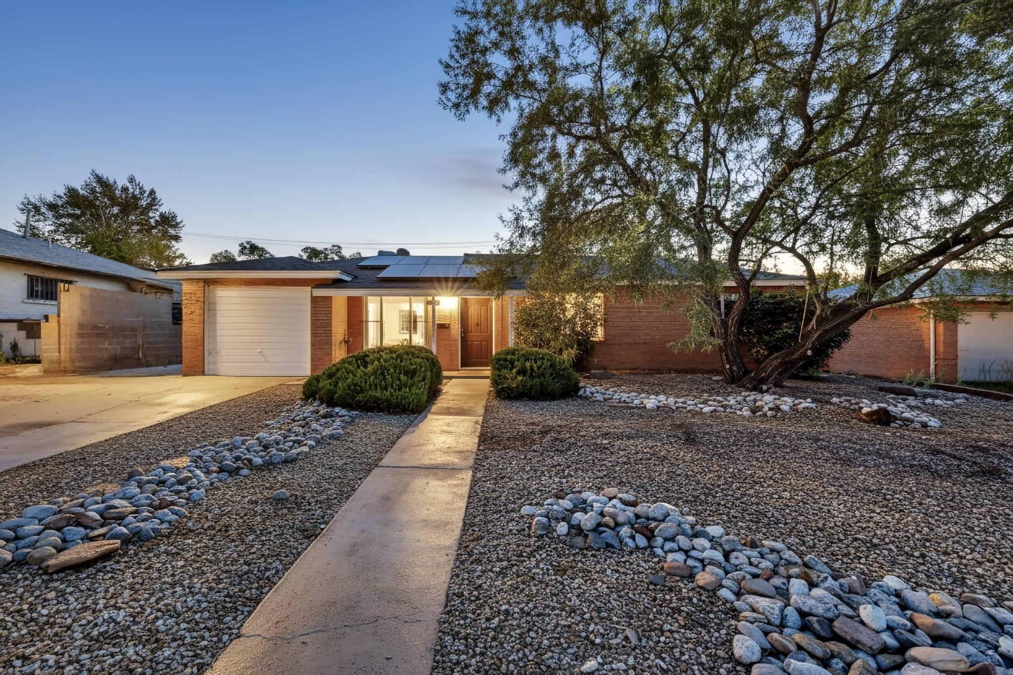 2026 Vermont Street NE