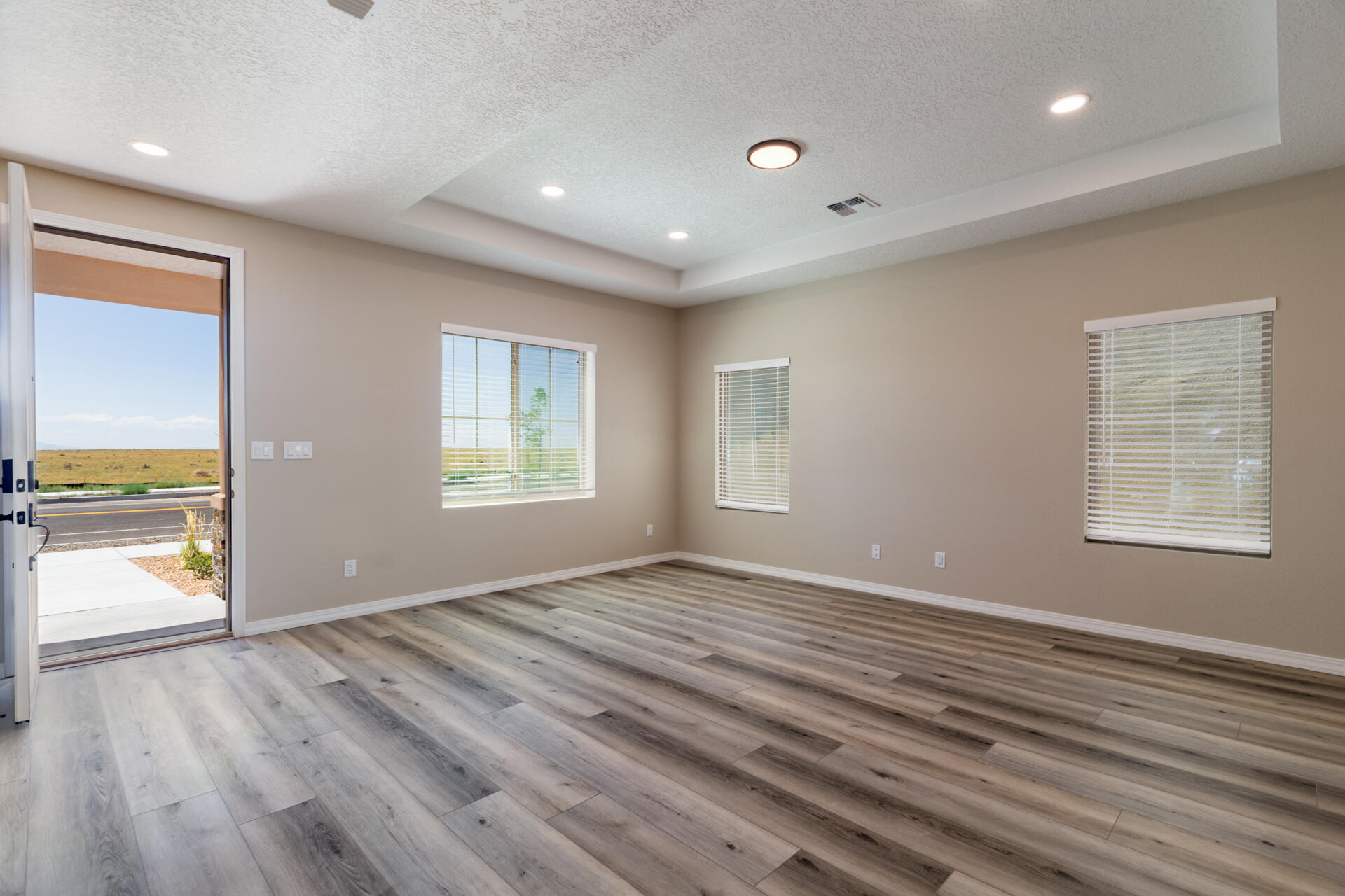 1923 Stryker Road SE