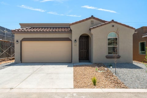 Homes For Sale - 512 Spanish Walk Pl<br/> Bernalillo County, Albuquerque, NM 87107