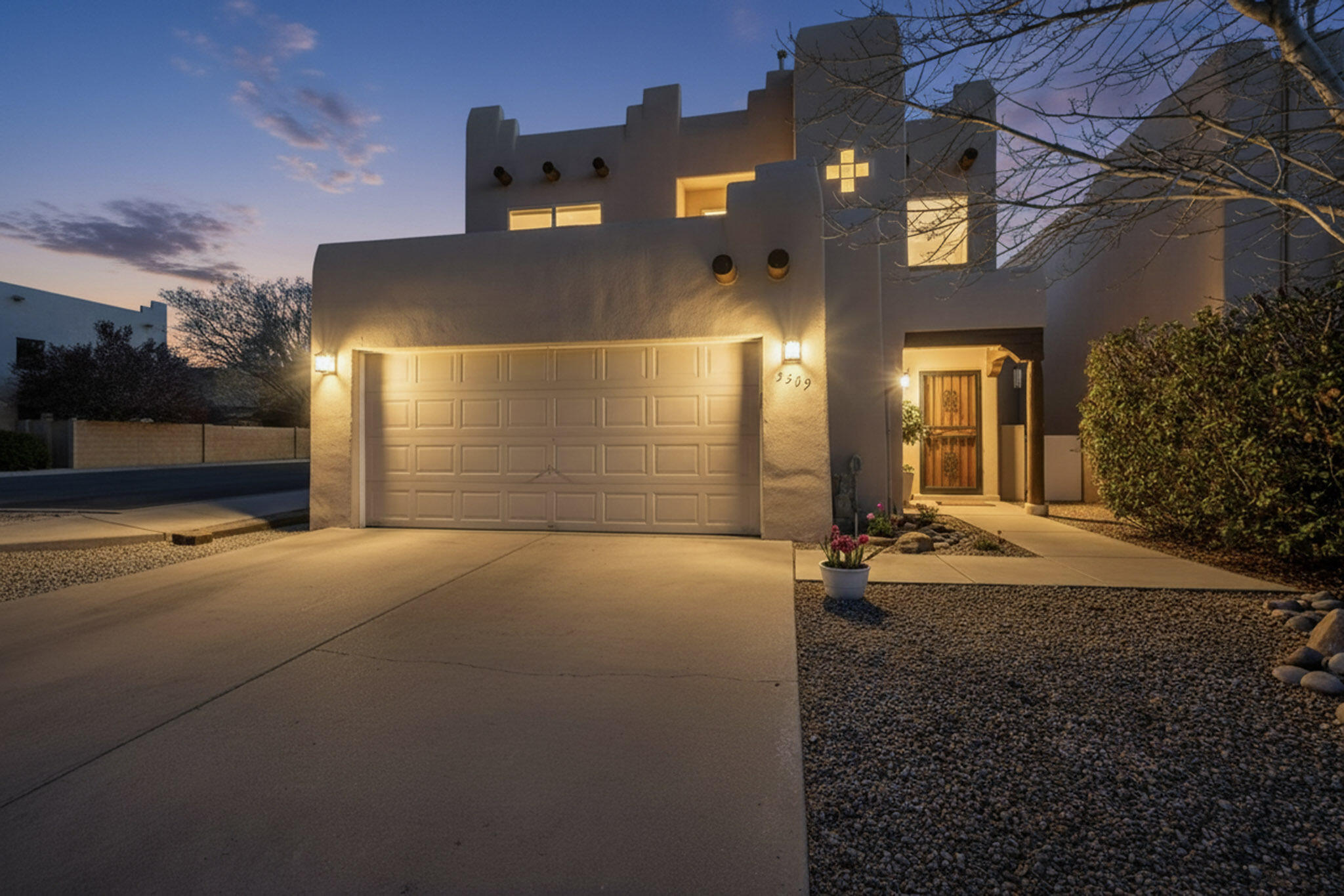 3509 Calle Floresta Court NW