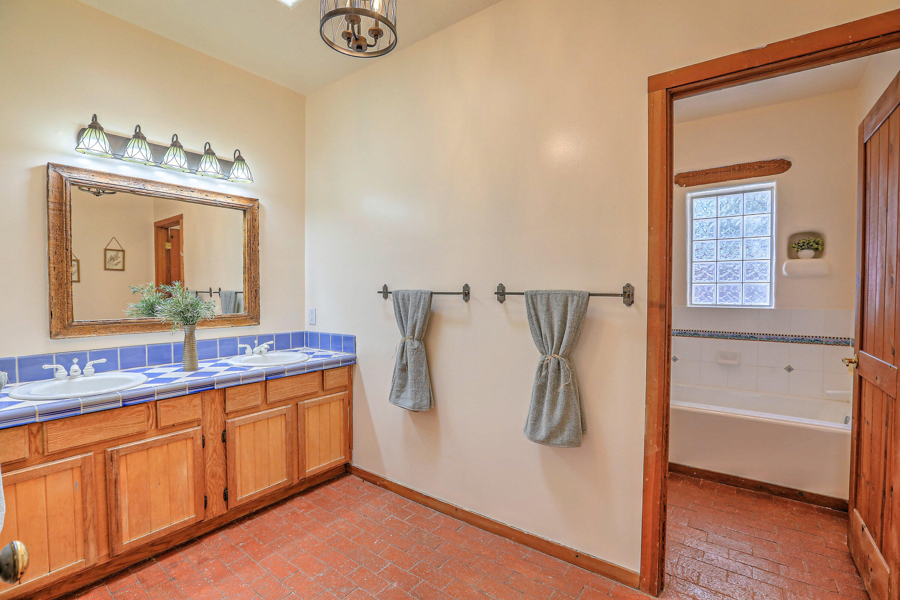 78 Quirks Lane, Corrales, New Mexico image 32
