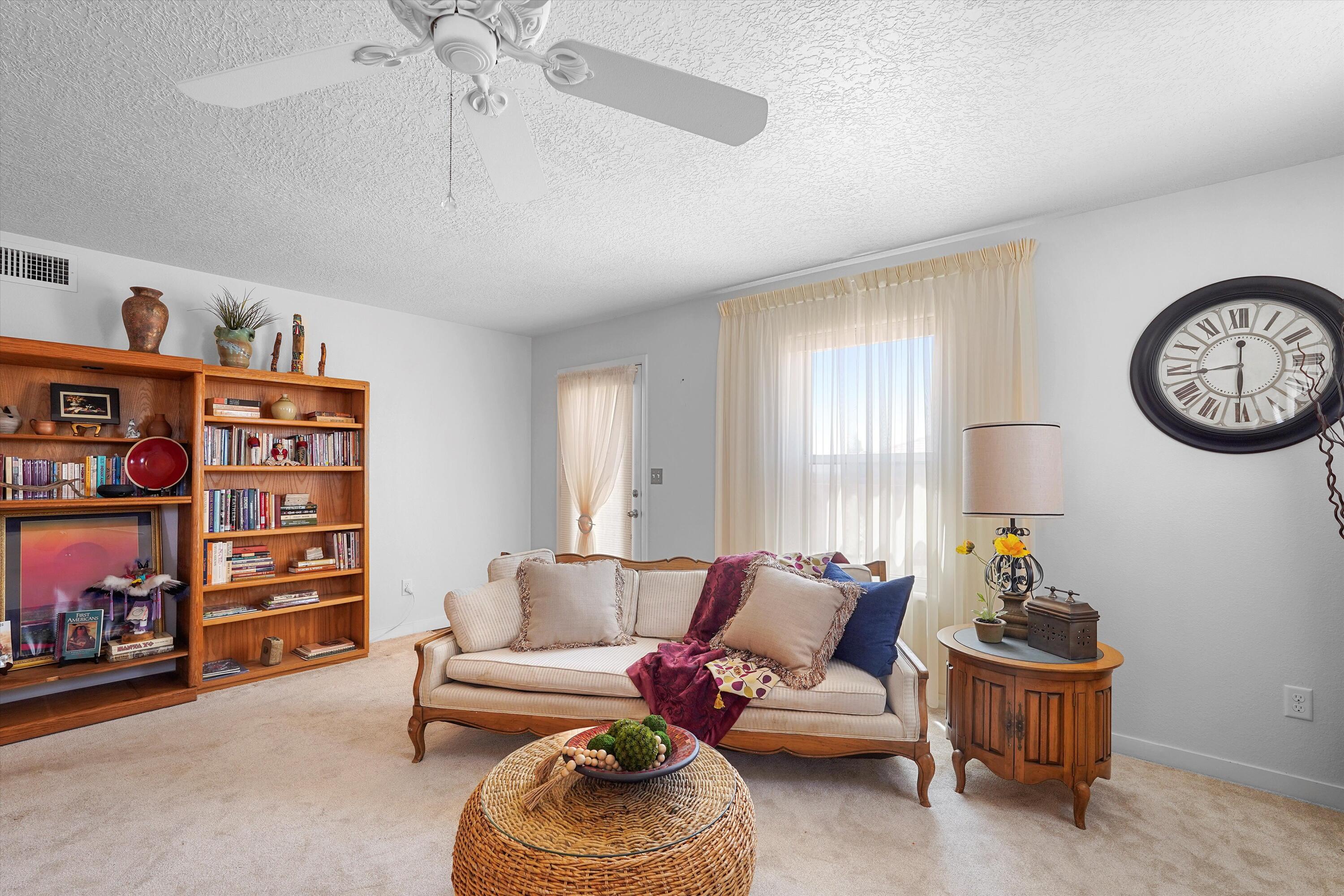 1951 Corta Rustica Rd, Los Lunas, New Mexico image 19