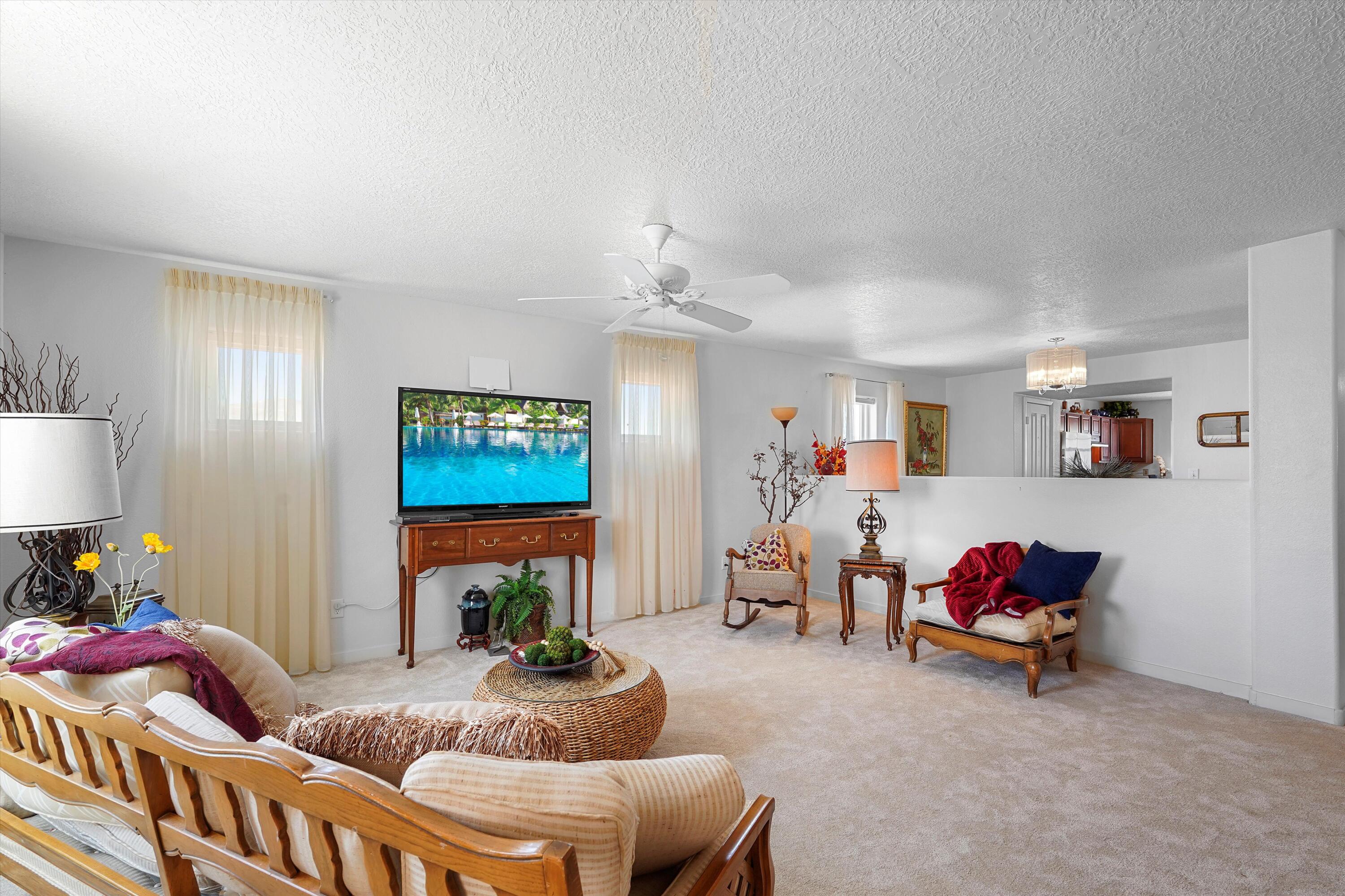1951 Corta Rustica Rd, Los Lunas, New Mexico image 4