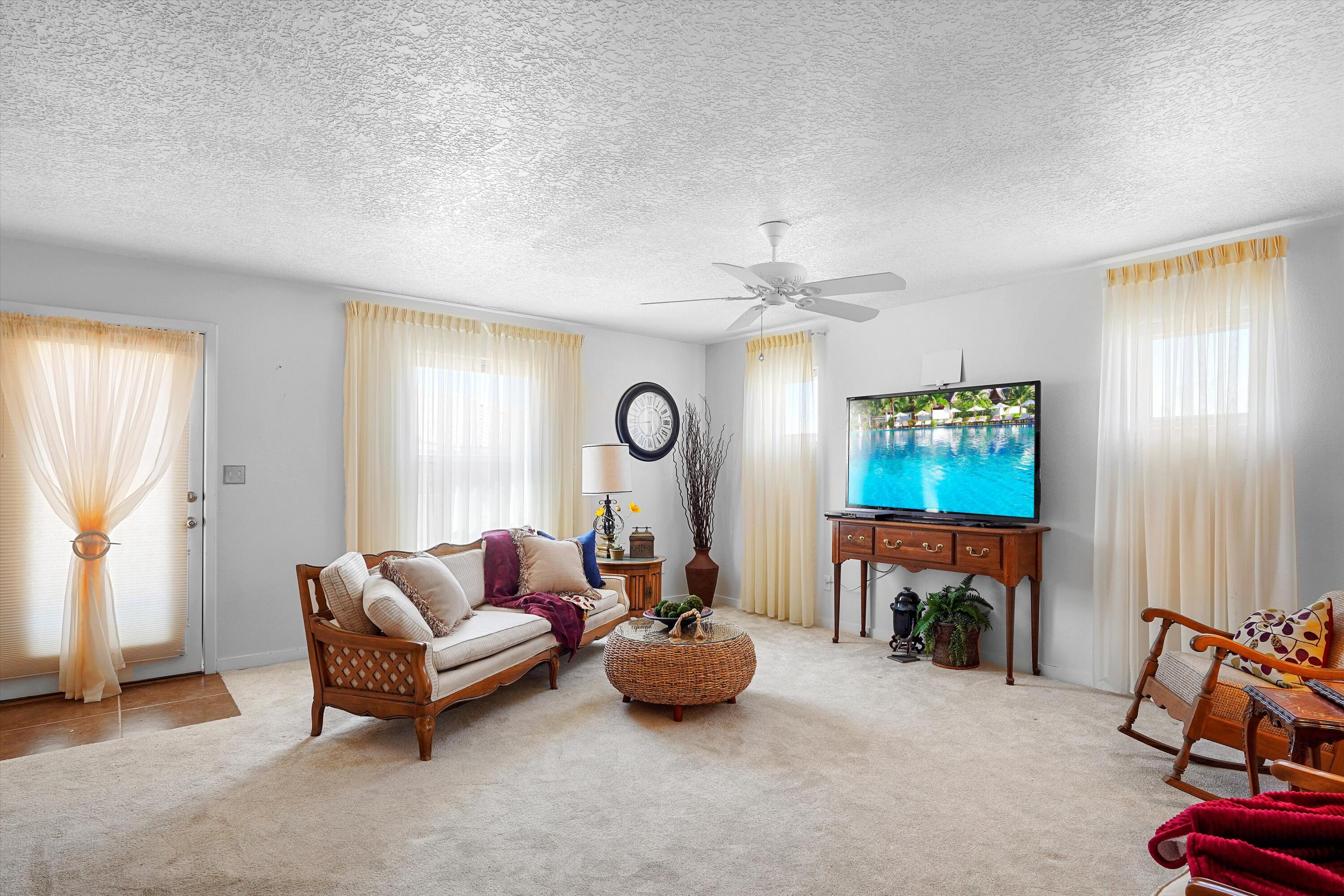 1951 Corta Rustica Rd, Los Lunas, New Mexico image 18