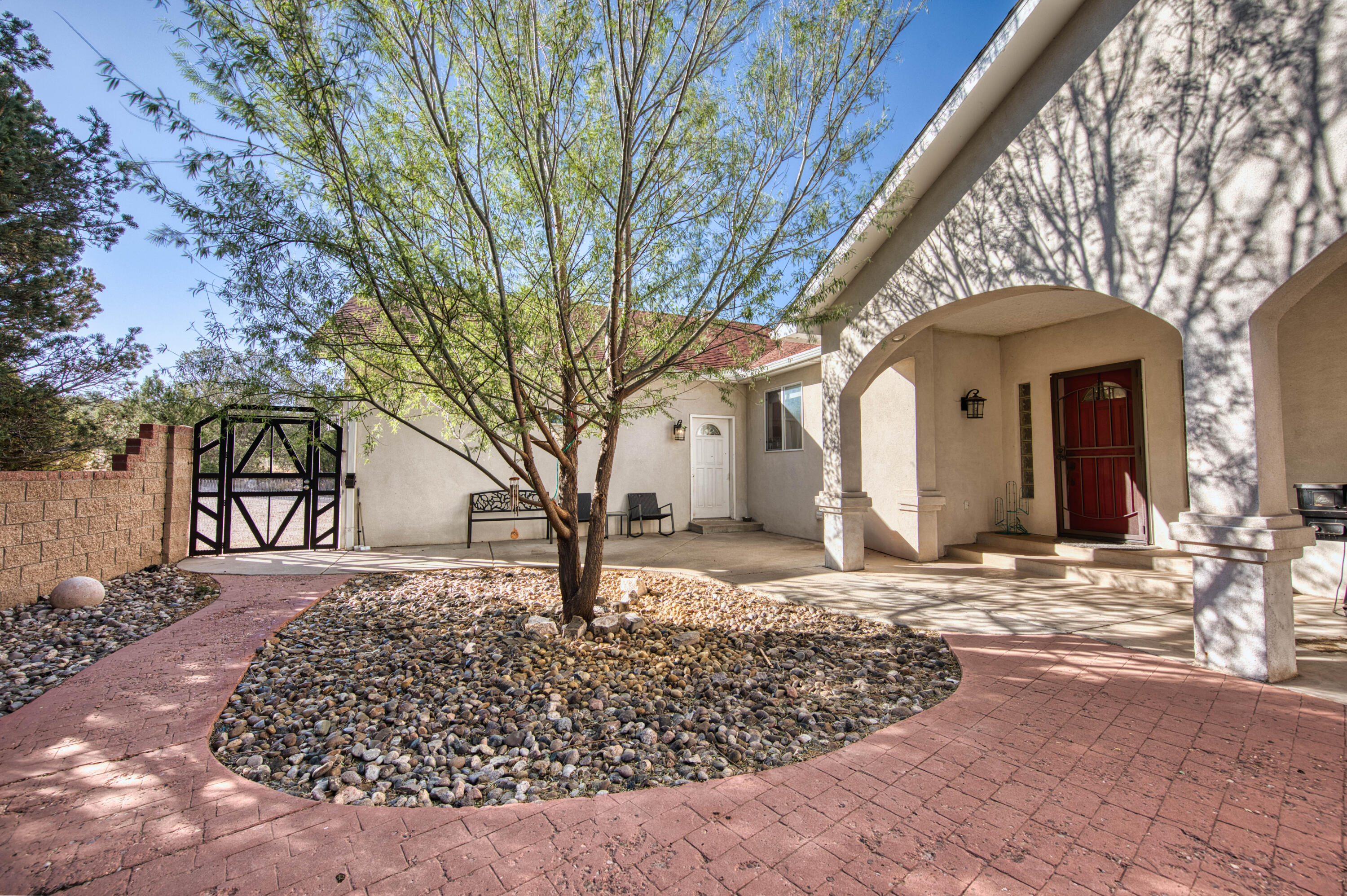 82 Camino Cerritos