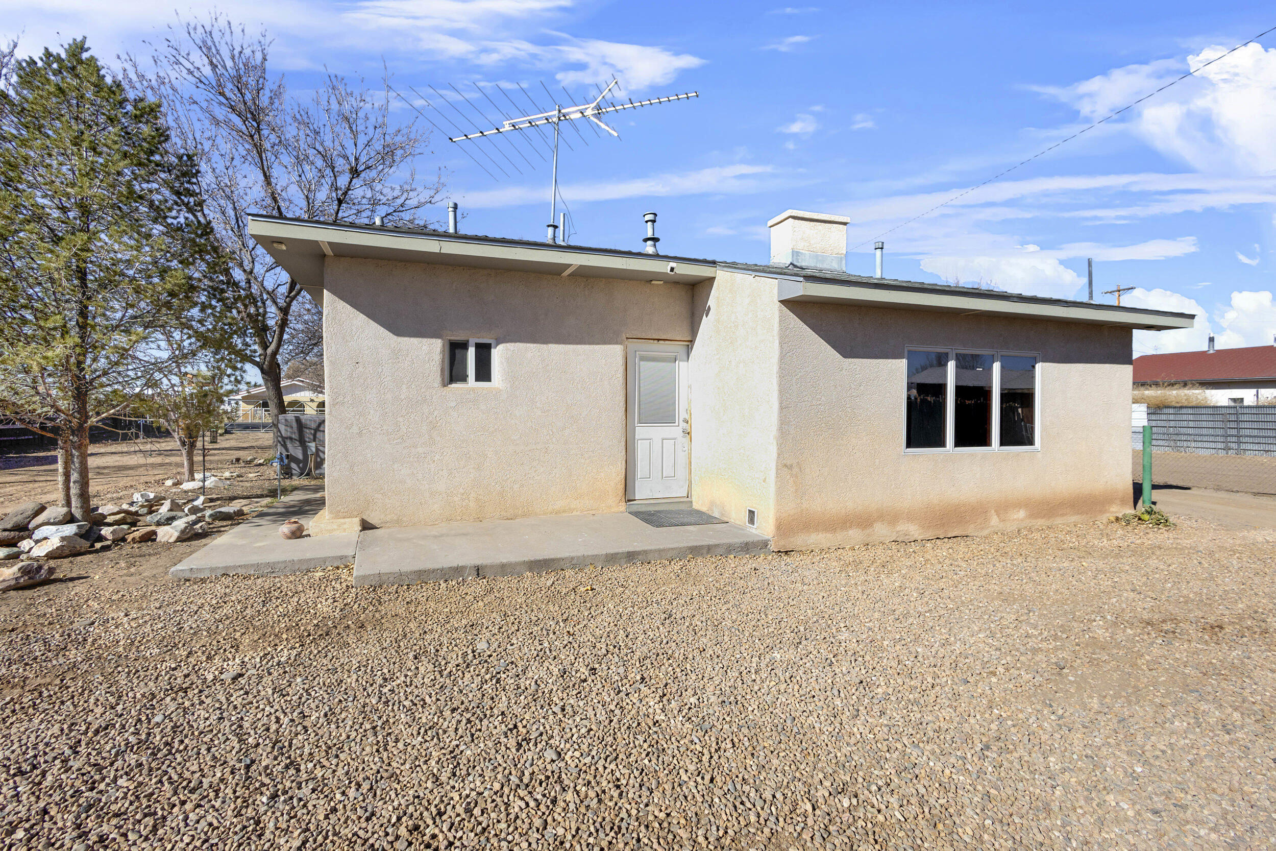 2671 Highway 47, Los Lunas, New Mexico image 21