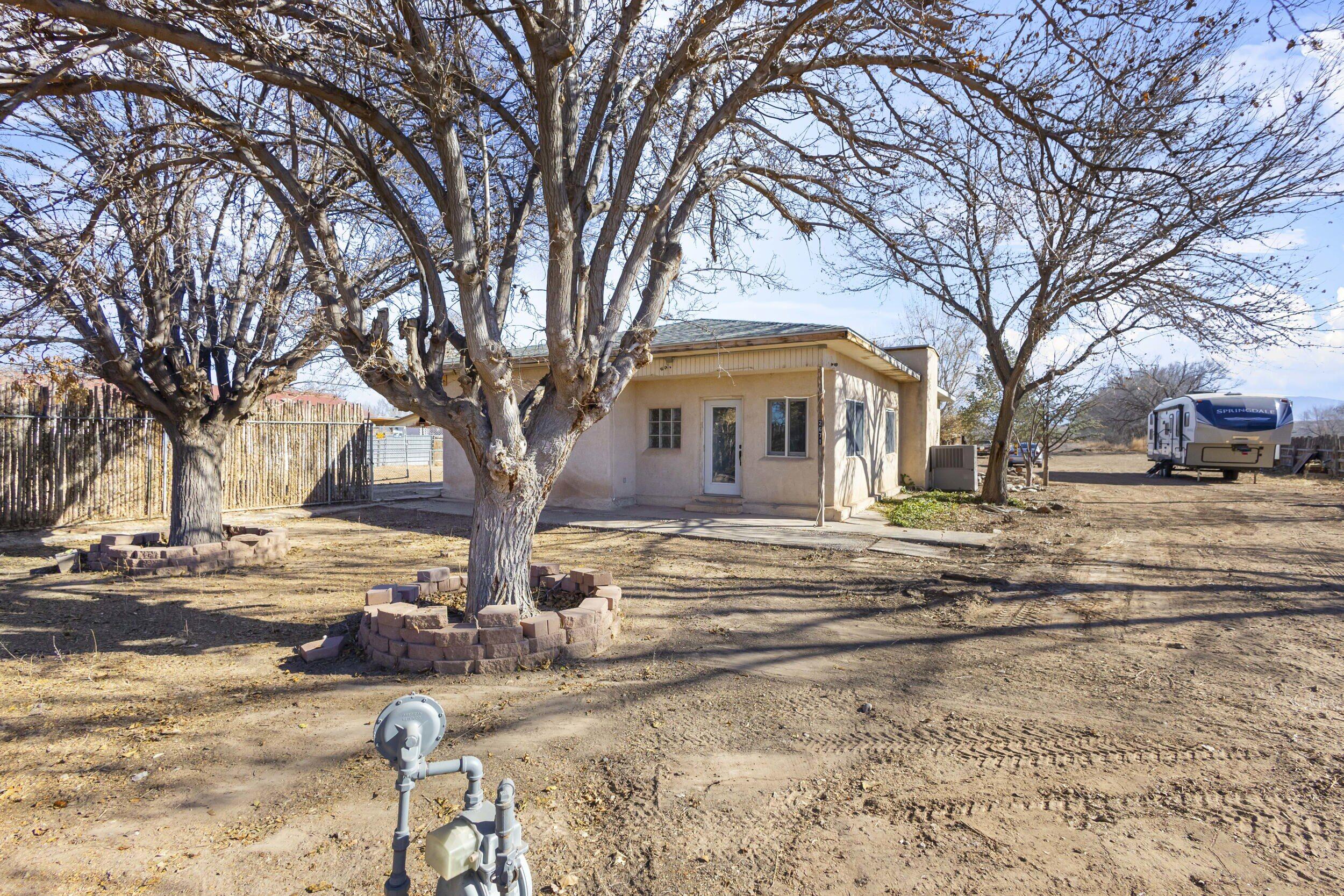 2671 Highway 47, Los Lunas, New Mexico image 1