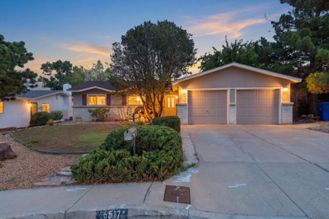 Homes For Sale - 6517 Colleen Avenue<br/> Albuquerque, NM 87109