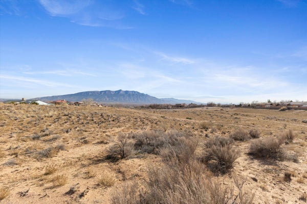 2801 WILLOW CREEK RD NE, RIO RANCHO, NM 87144 - Image ebe7a499abdcbdc8fc94ea23dacfcc64/1370785984