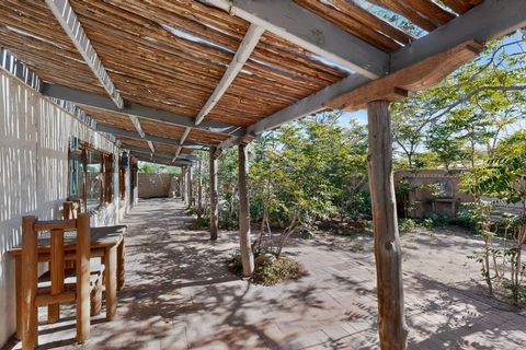 Photo of 1109 57th Street NW, Albuquerque, NM 87105 (MLS # 1103293)