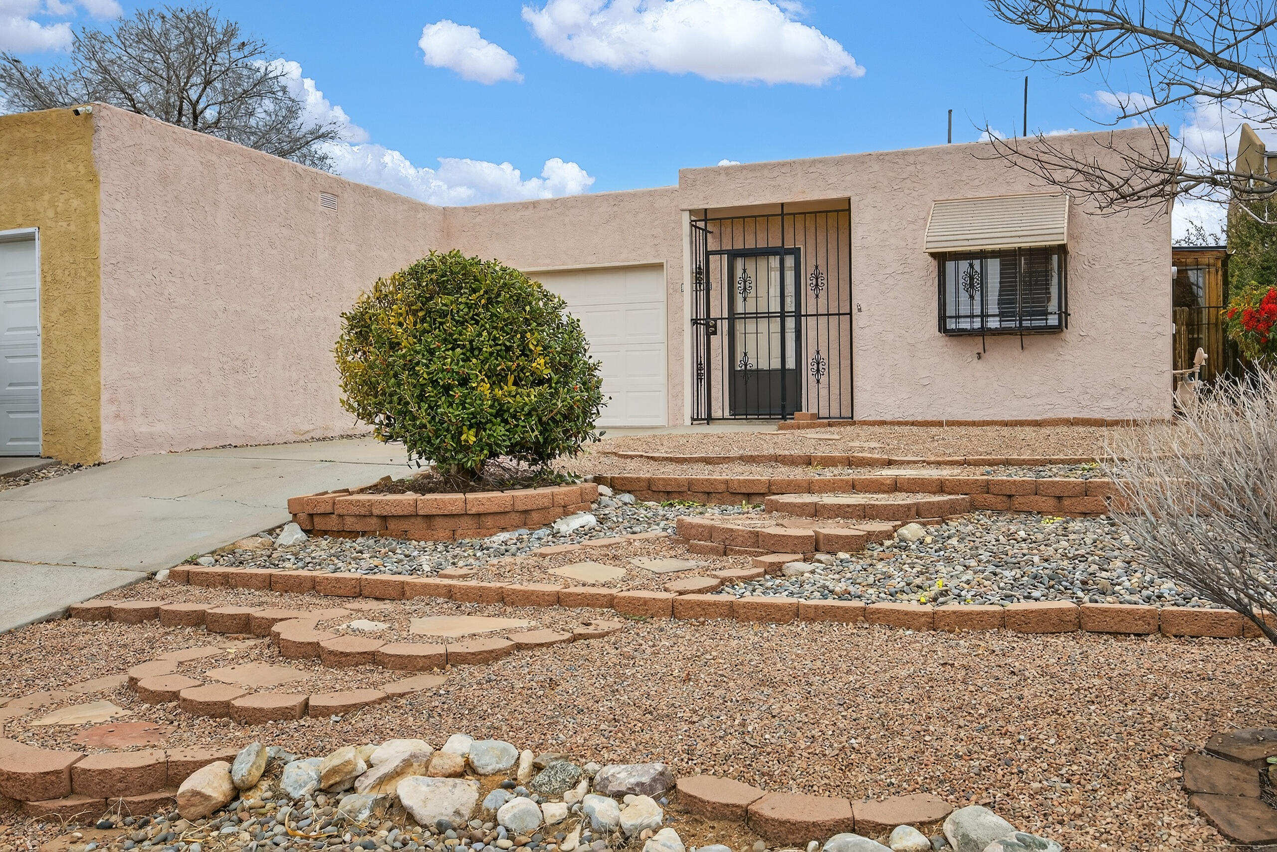 5516 Delhi Street NE