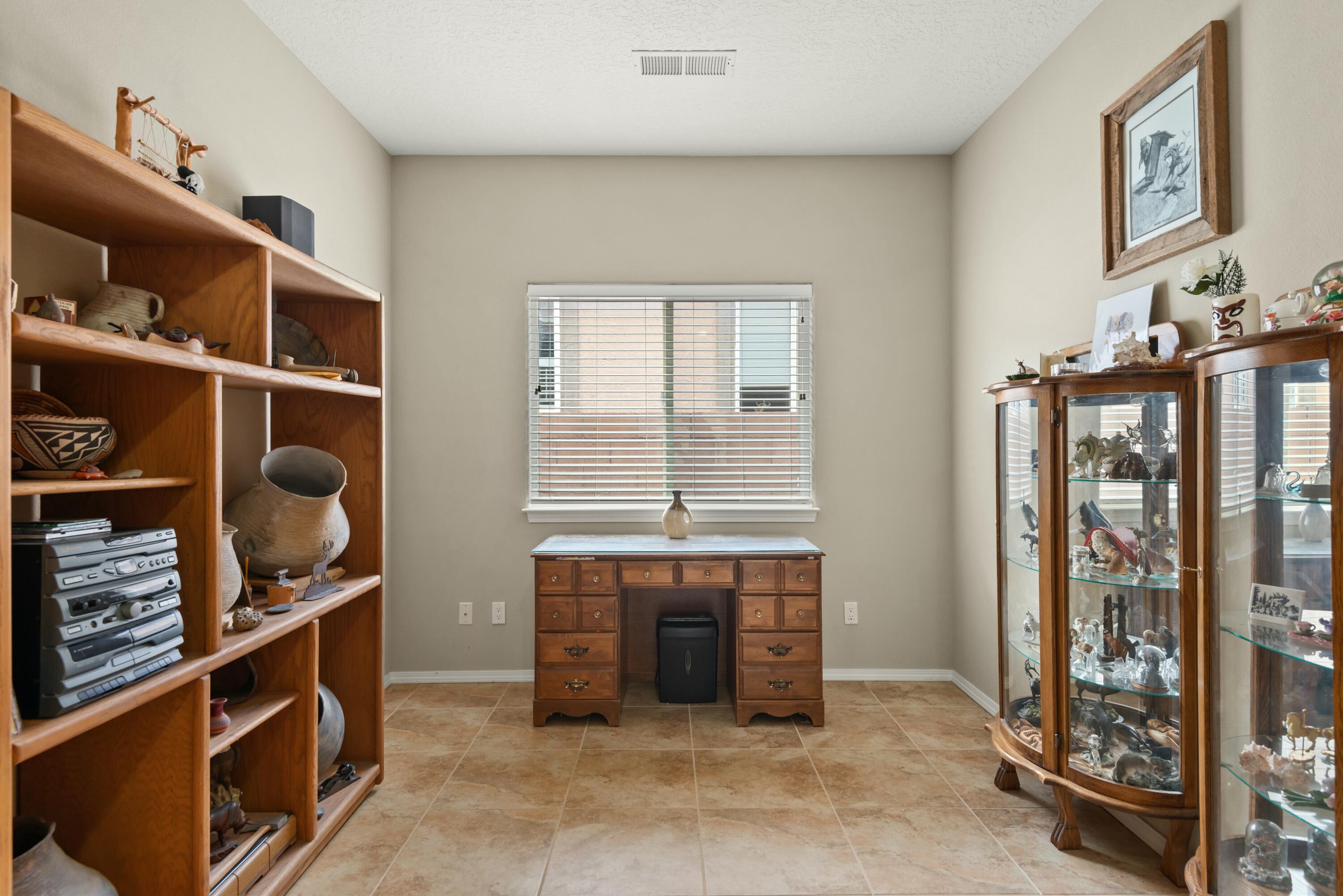 340 Zuni River Circle, Los Lunas, New Mexico image 8