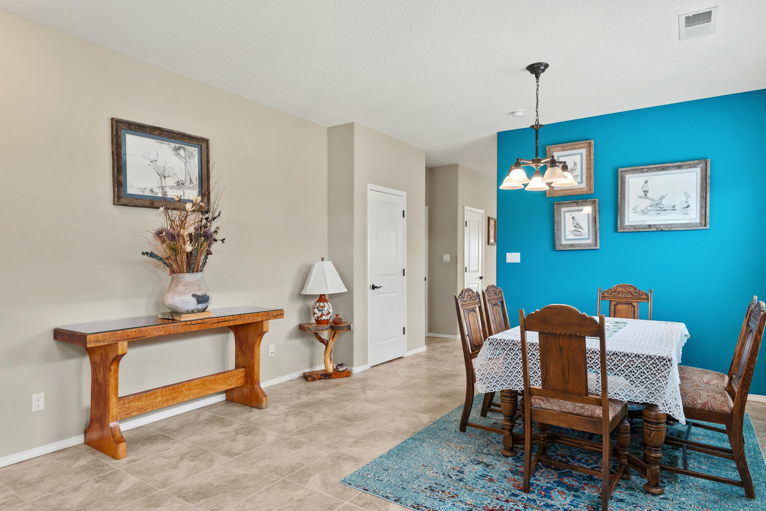 340 Zuni River Circle, Los Lunas, New Mexico image 3