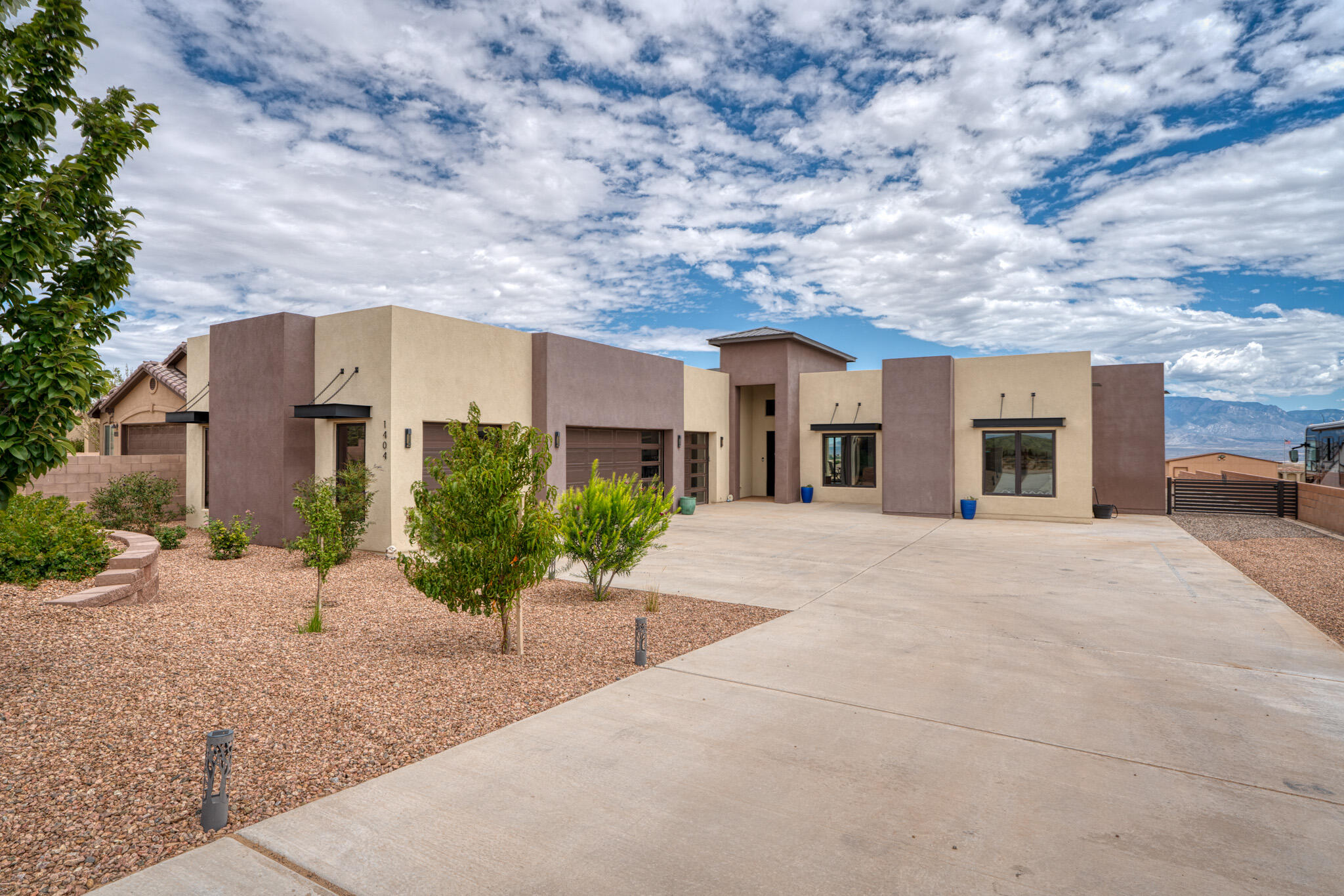 1404 5th Street, Rio Rancho, New Mexico image 1