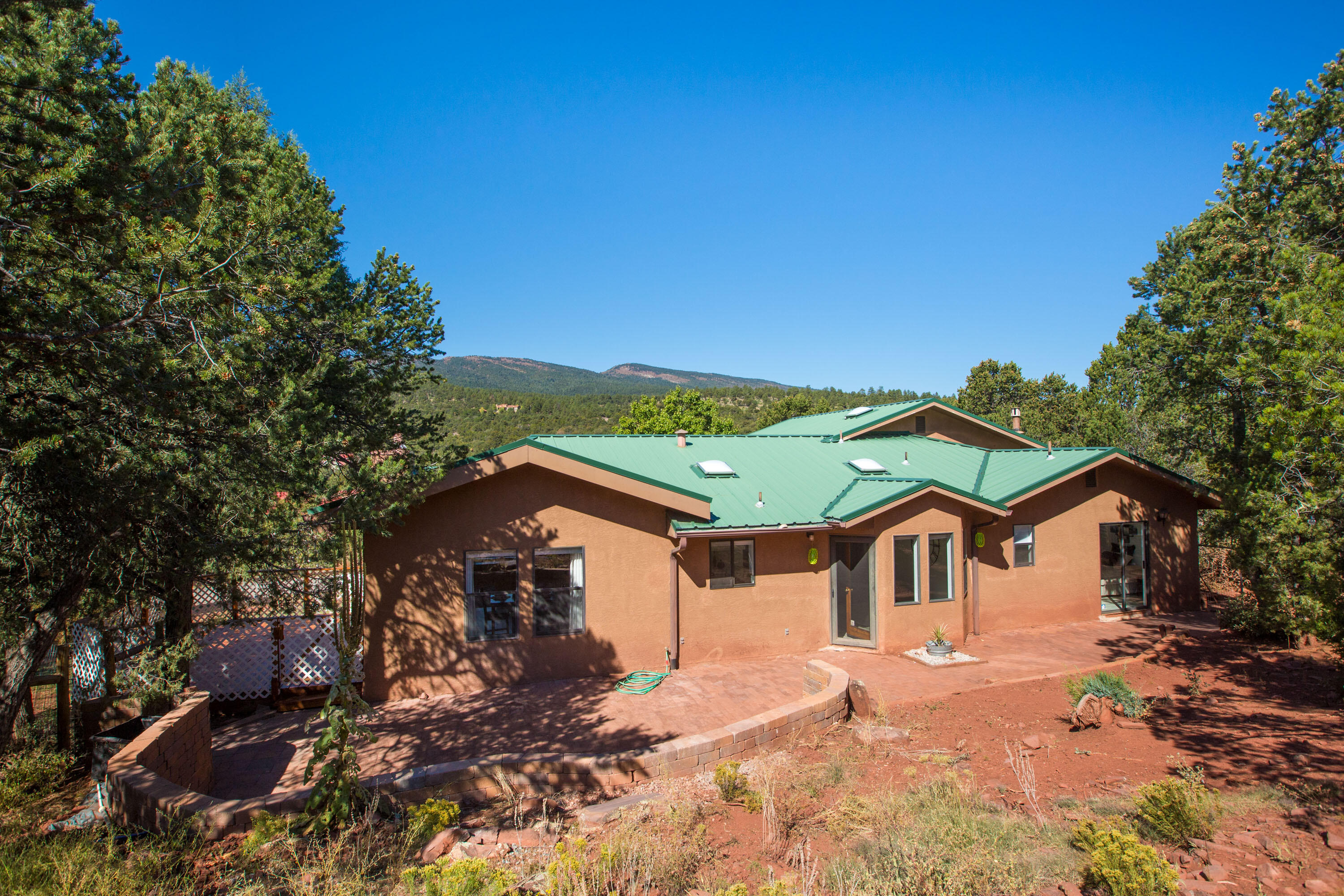 56 Avenida Del Sol, Cedar Crest, New Mexico image 30