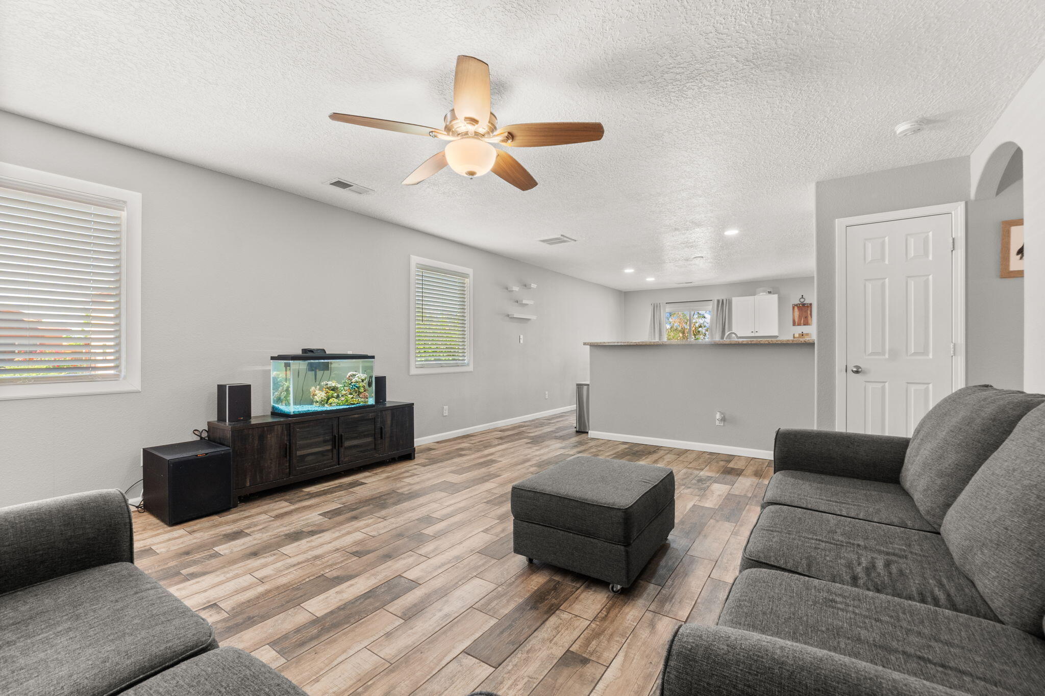 1227 Desert Paintbrush Loop, Rio Rancho, New Mexico image 10