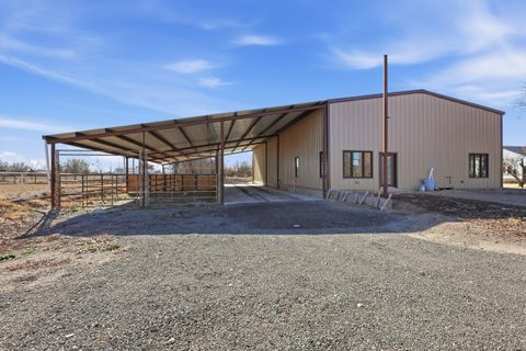 2496 Green Bosque Farms NM 87068