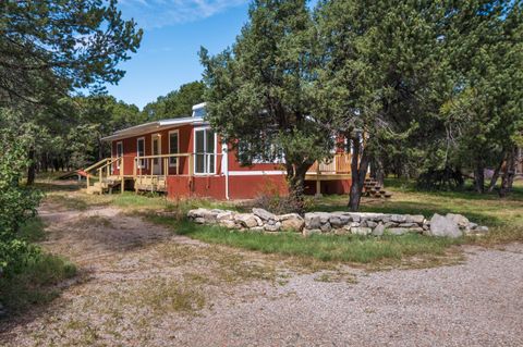 12 CANARY Place Tijeras NM 87059