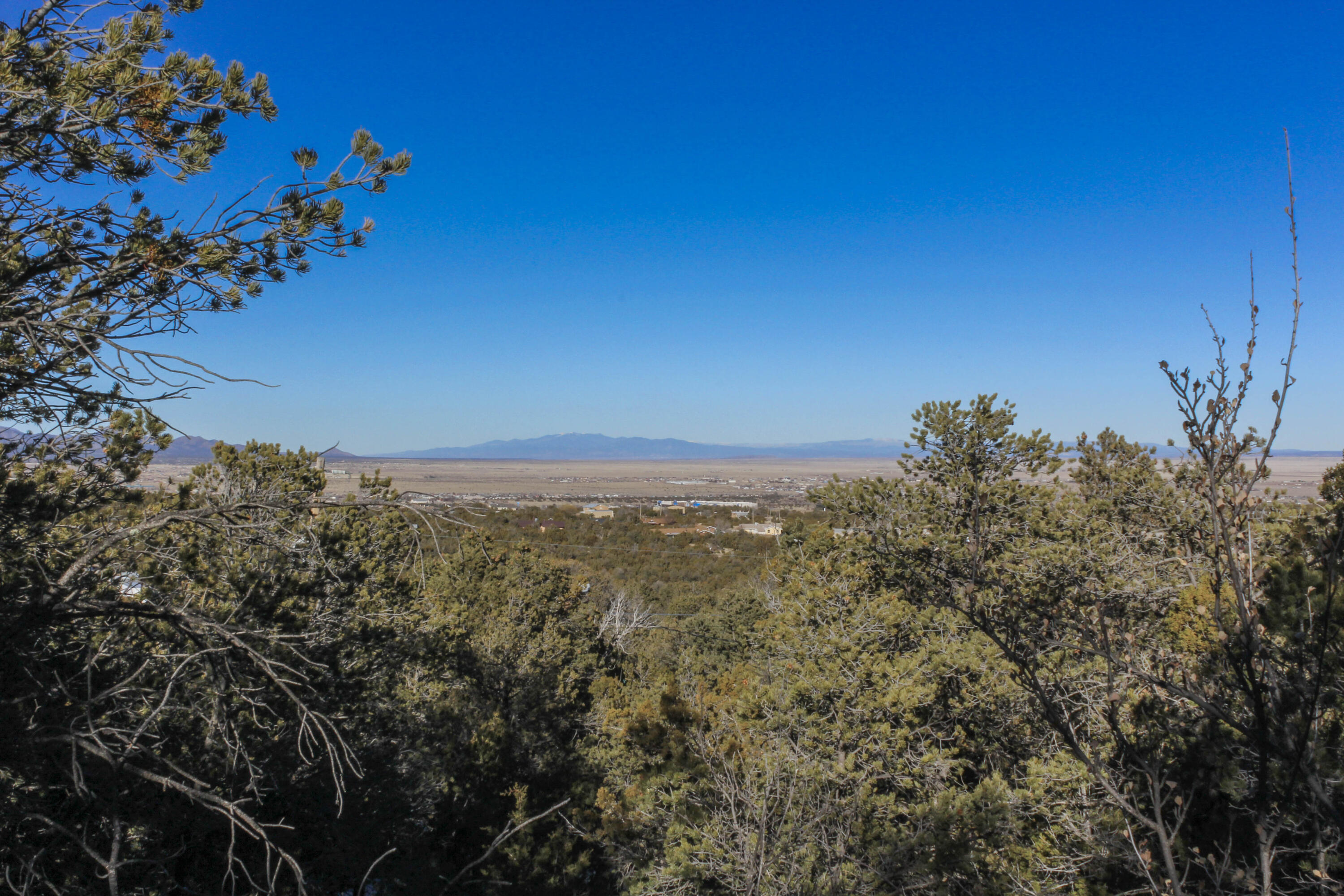 27 Morper Road, Edgewood, New Mexico image 1