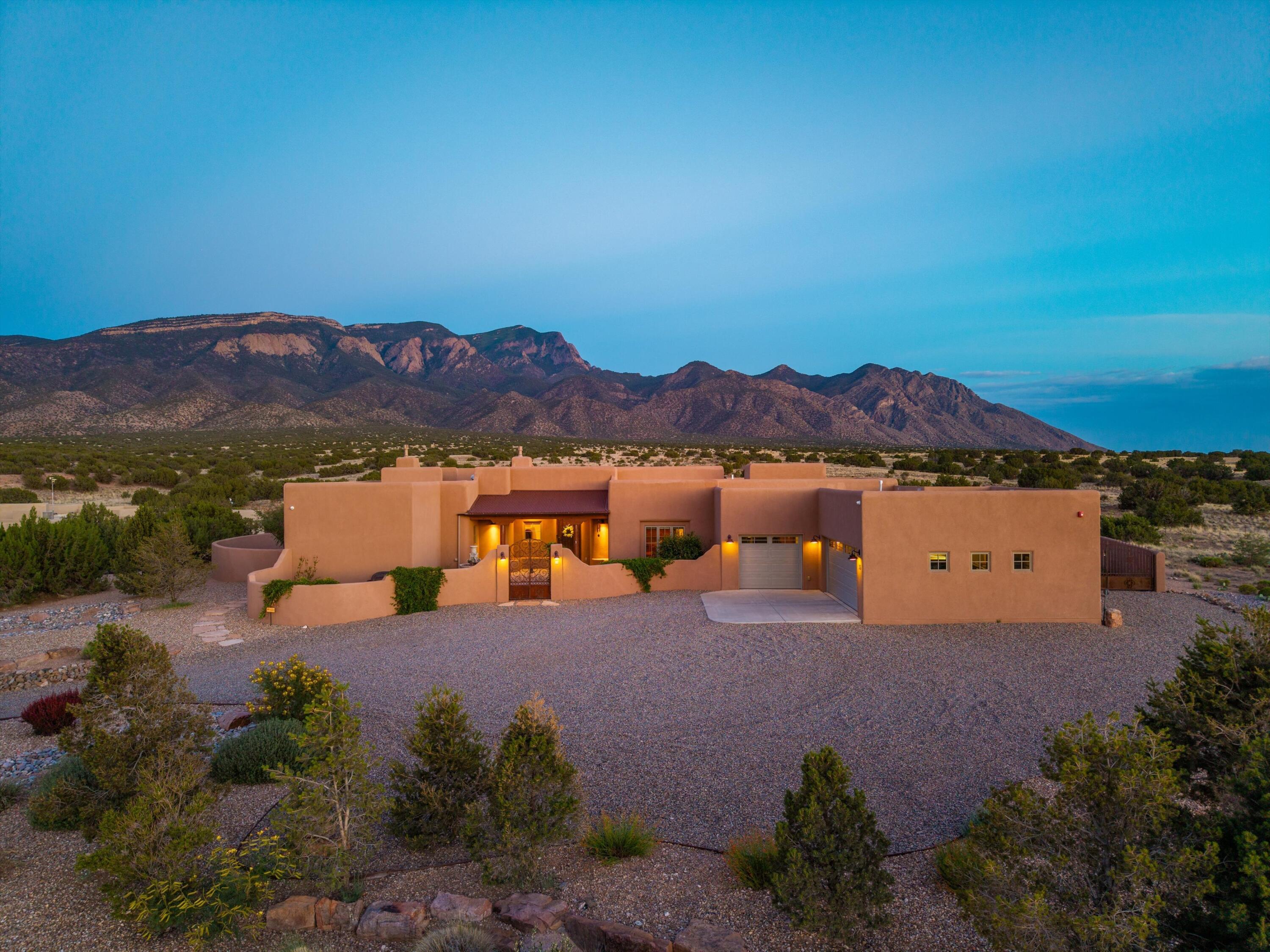 35 Apache Mesa Road