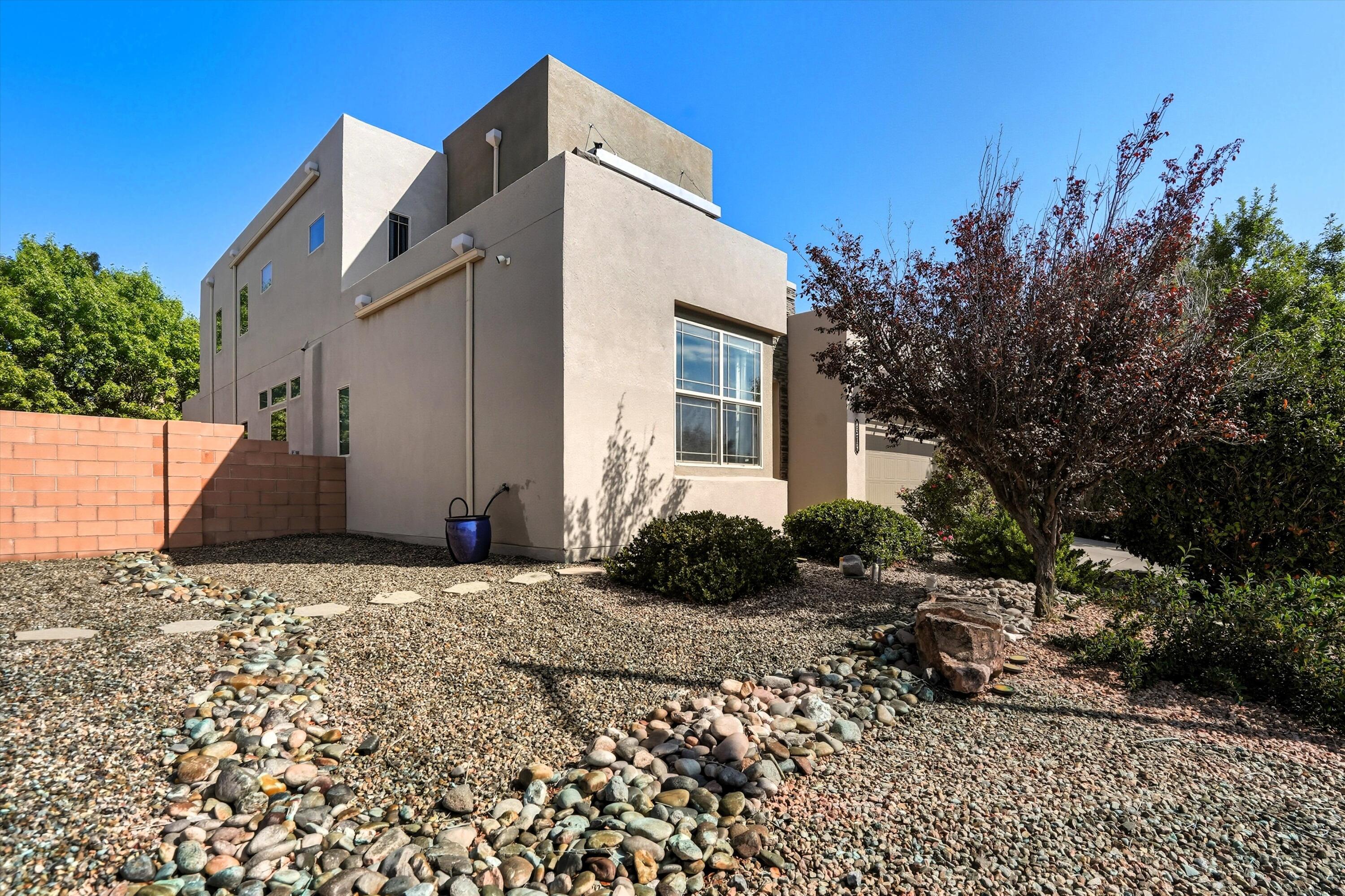 8519 Mock Heather Road NW