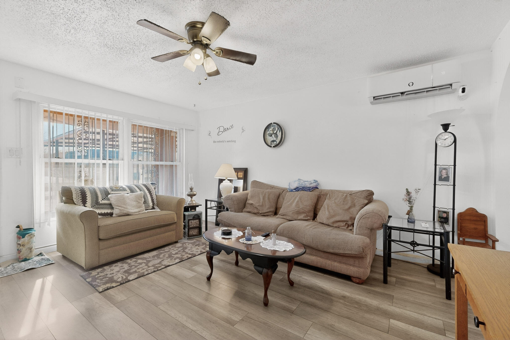 10217 Menaul Boulevard NE