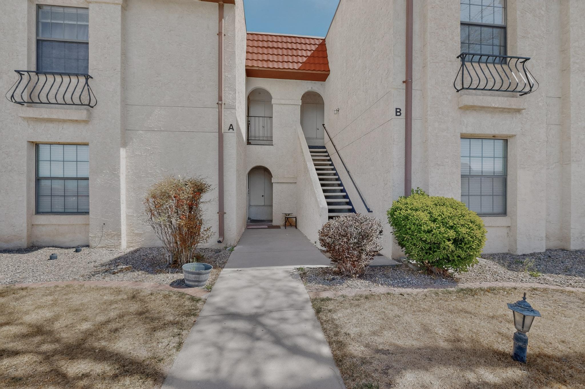 823 Country Club Drive SE 1B