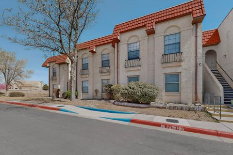 Condo For Sale - 823 Country Club Drive #1B<br/> Sandoval County, Rio Rancho, NM 87124