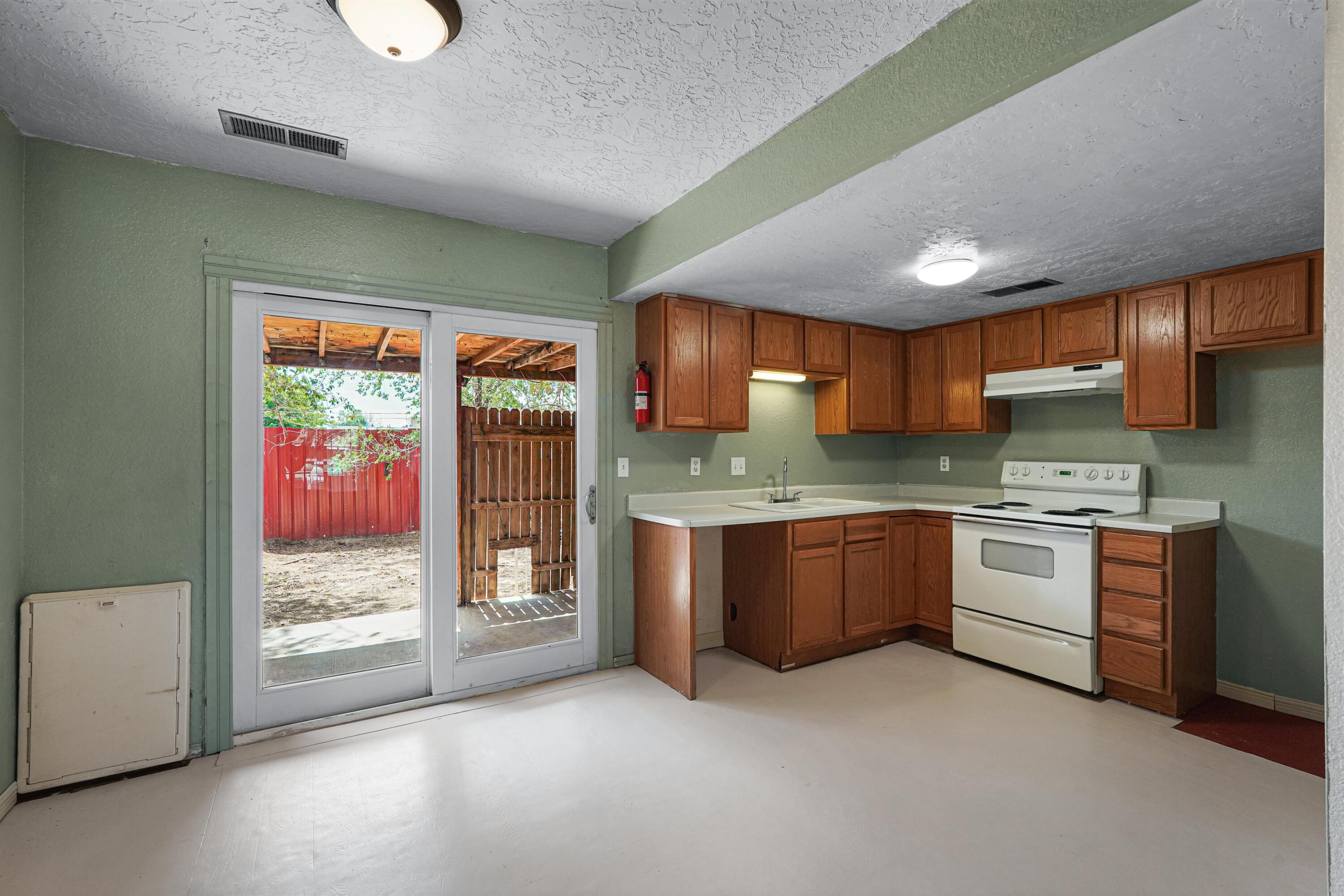 8201 Trumbull Avenue SE APT B
