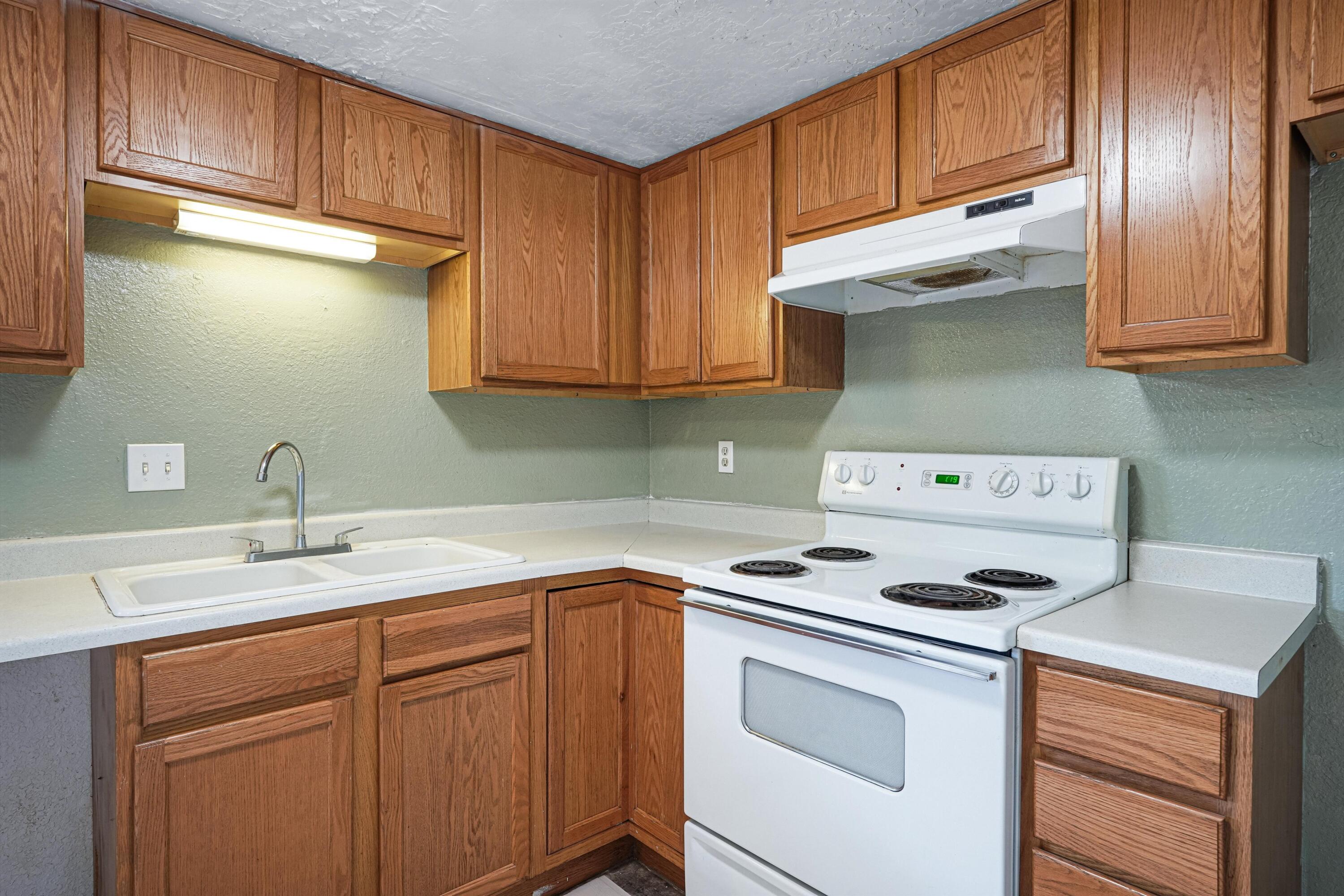 8201 Trumbull Avenue SE APT B