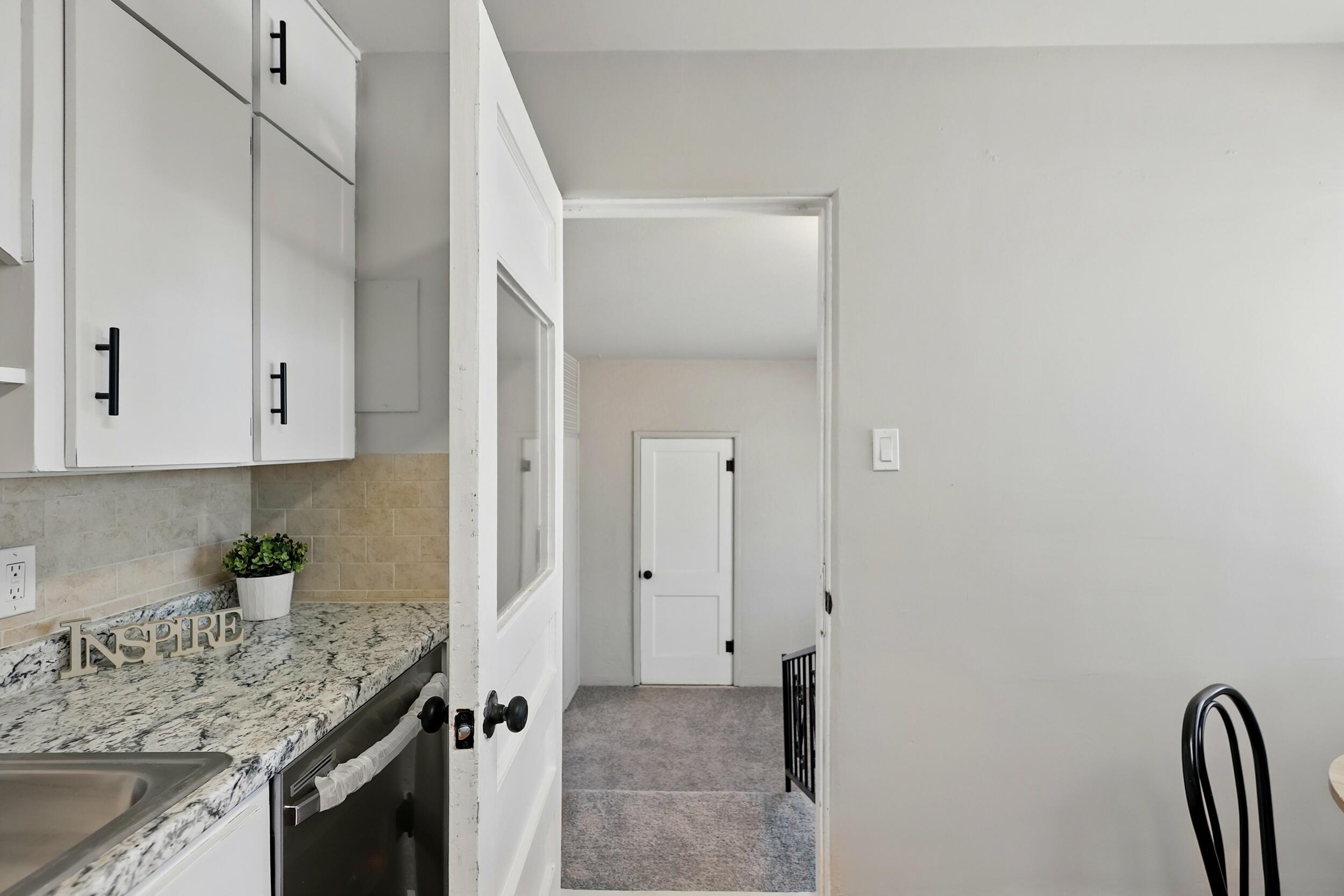 701 Cardenas Drive, Albuquerque, New Mexico image 13