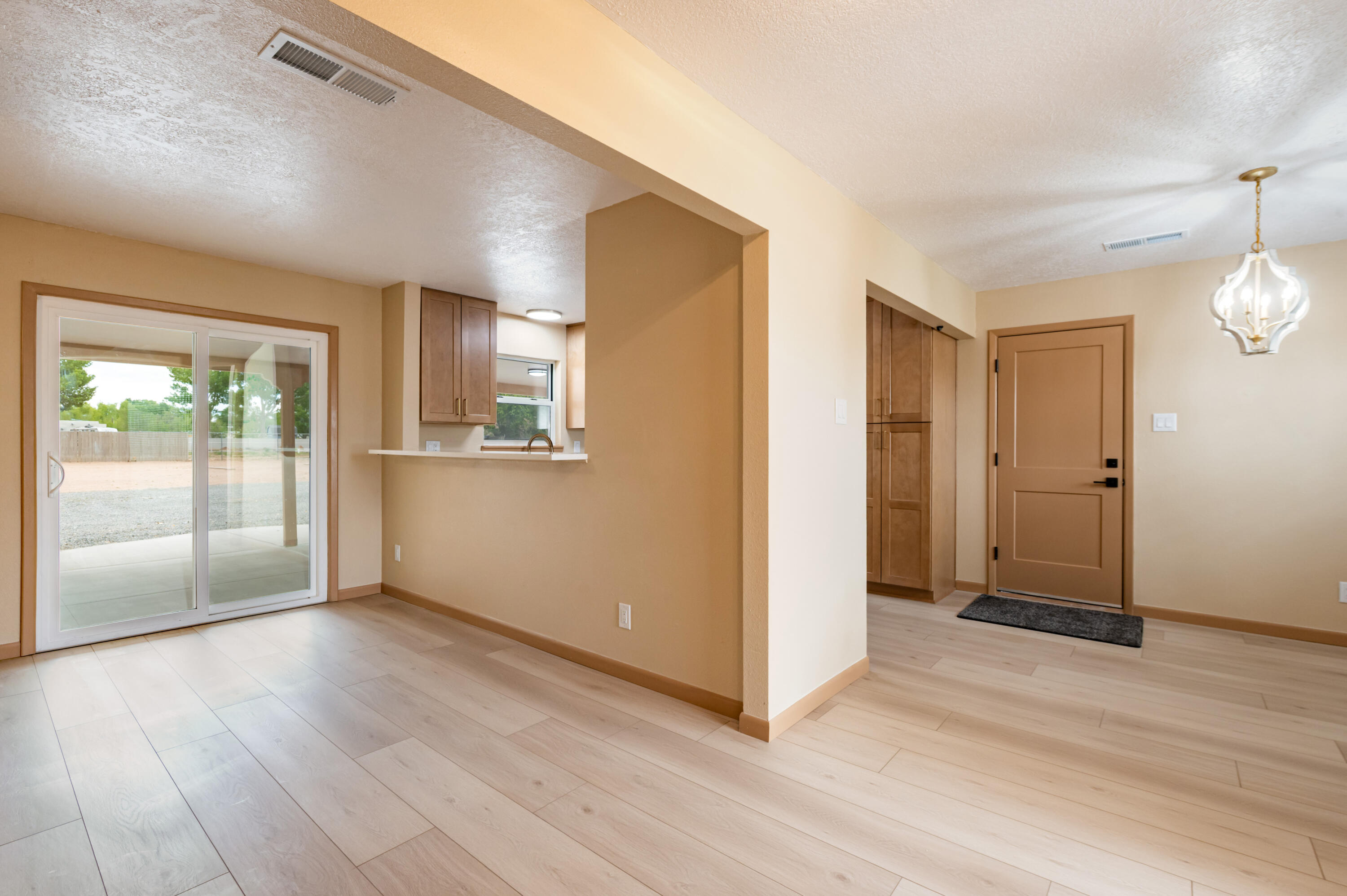 672 Coronado Road