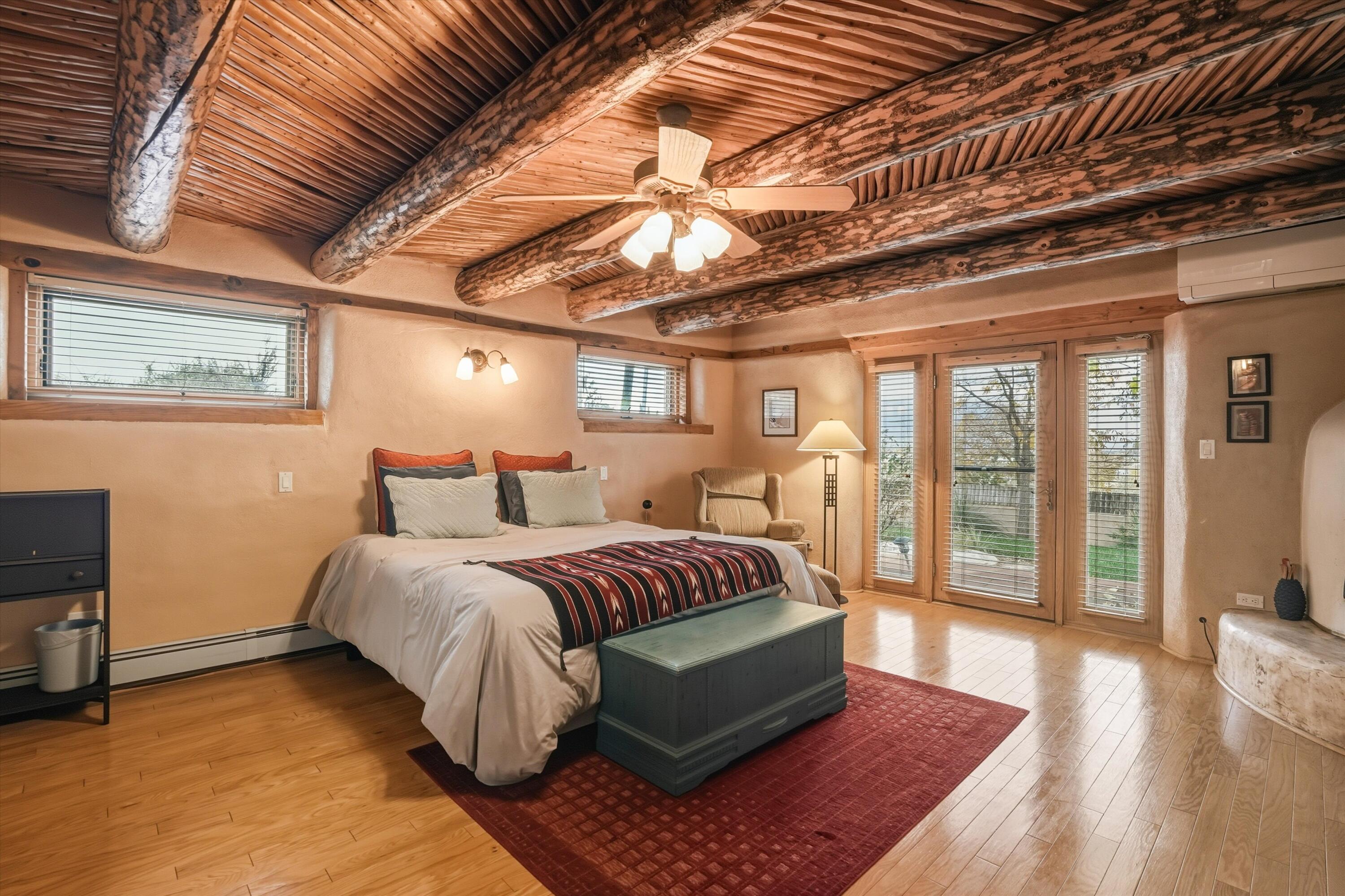 1320 Hollywood Boulevard