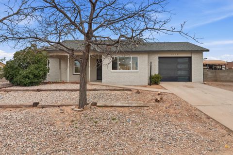 2358 Green Lake Road NE Rio Rancho NM 87124