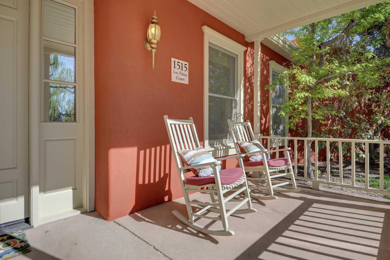 1515 Los Nietos Court NW