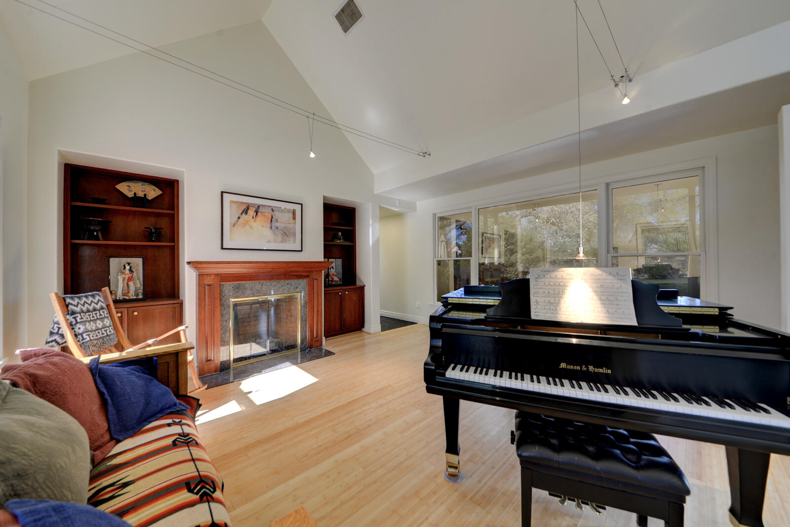 1515 Los Nietos Court NW