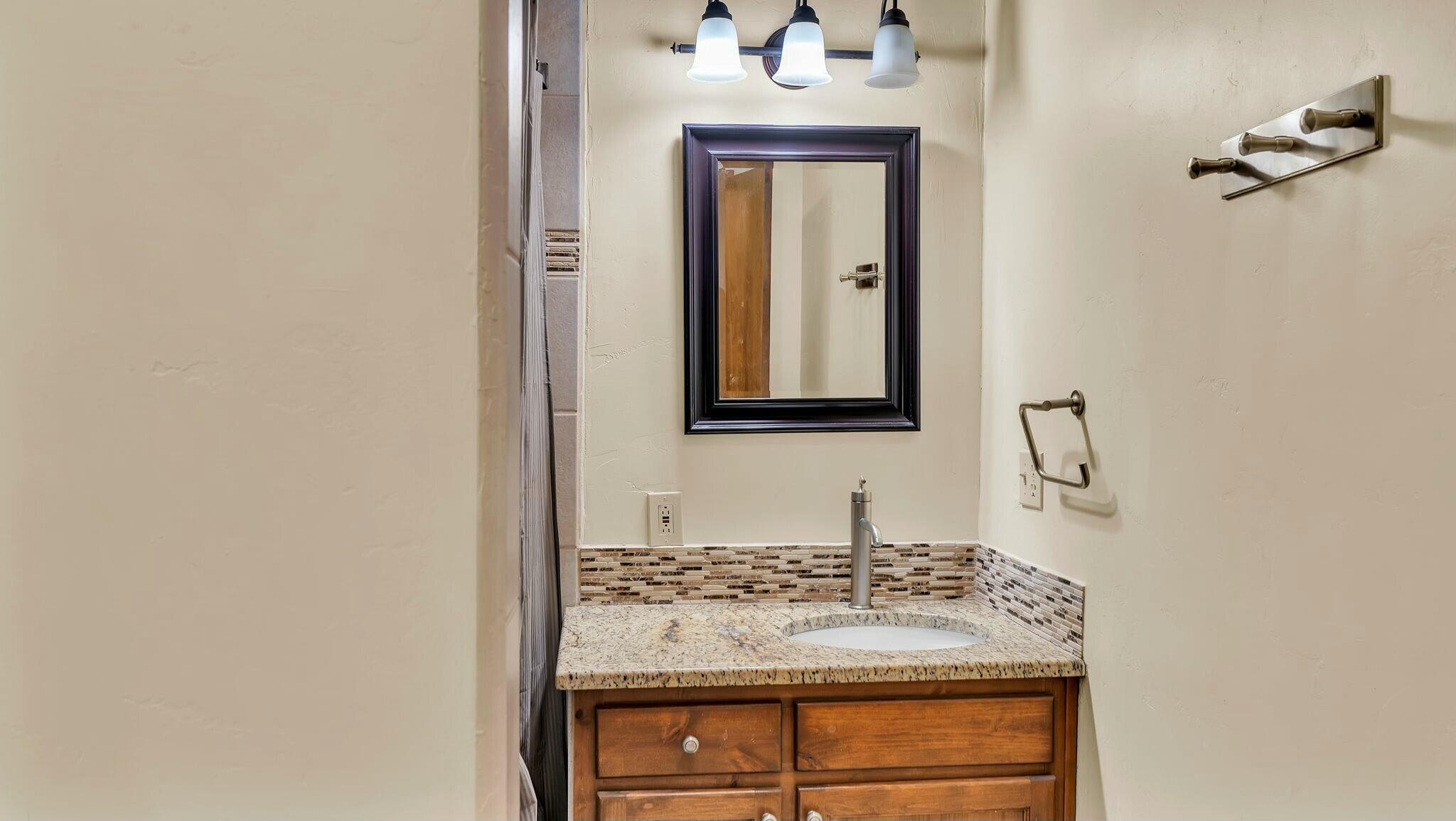 135 B Sichler Road, Los Lunas, New Mexico image 28