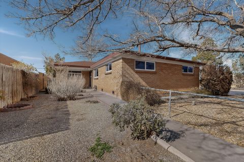 1317 Kentucky Street NE Albuquerque NM 87110