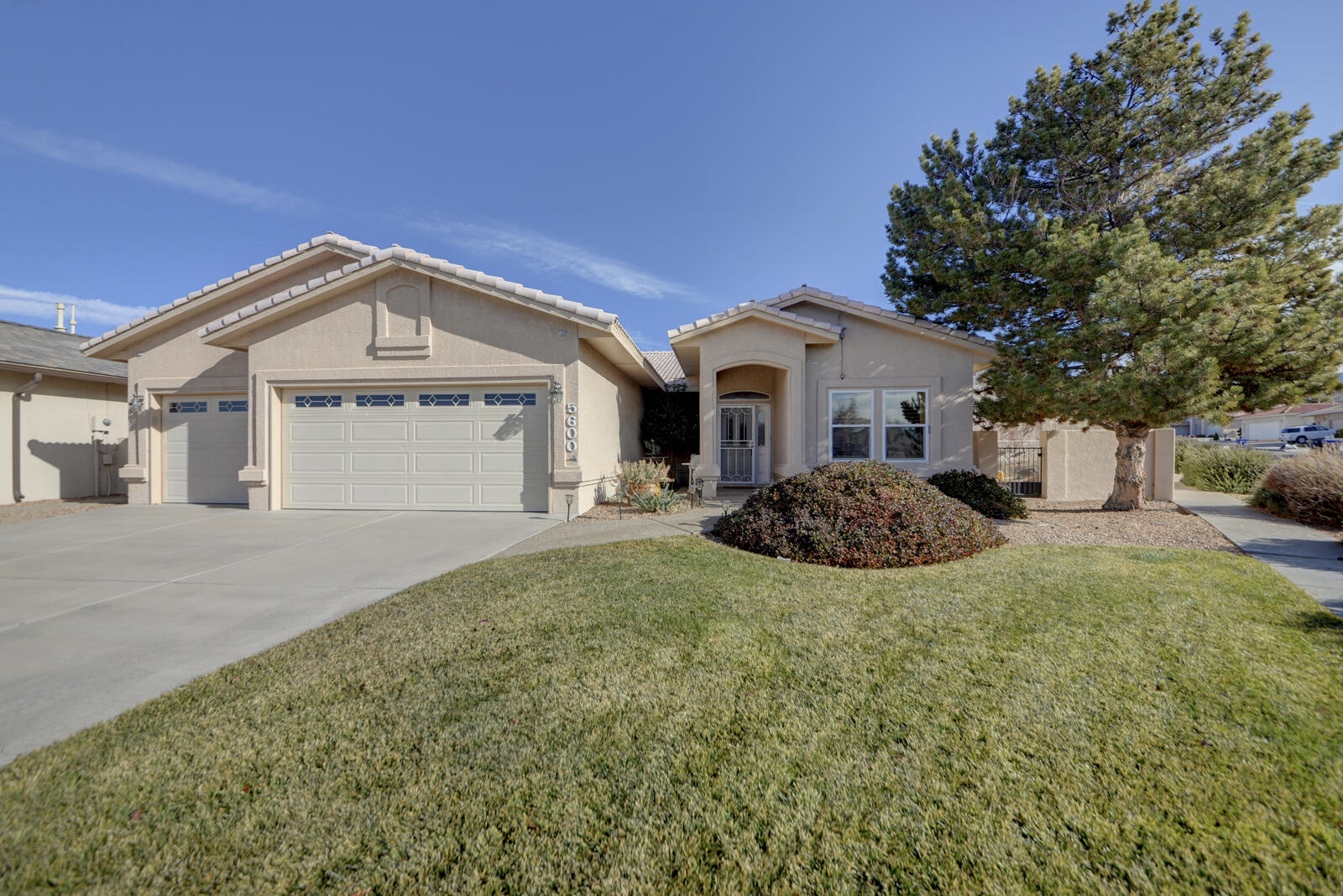 5600 Fulton Court NE