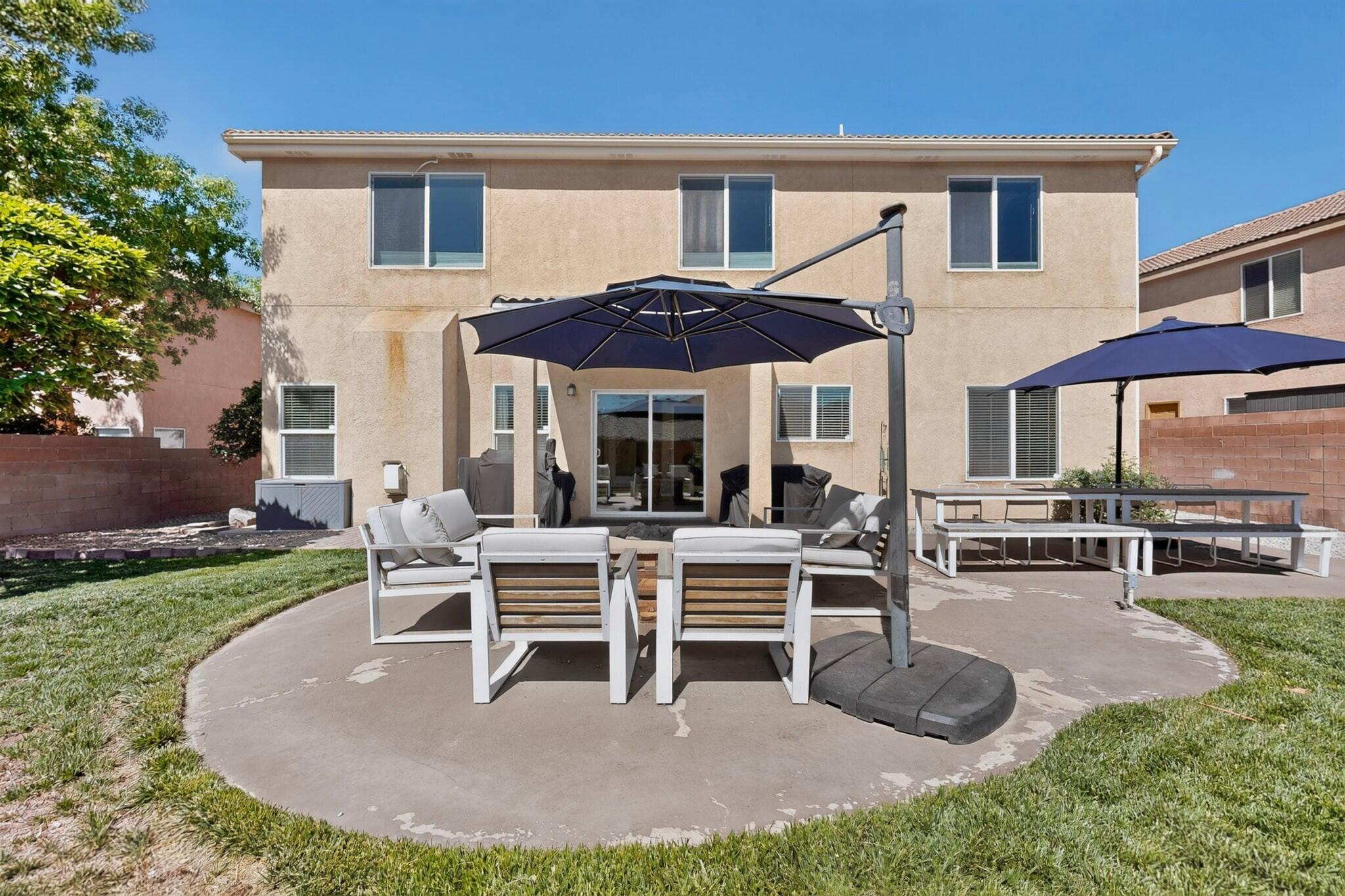 2731 Camino Seville SE