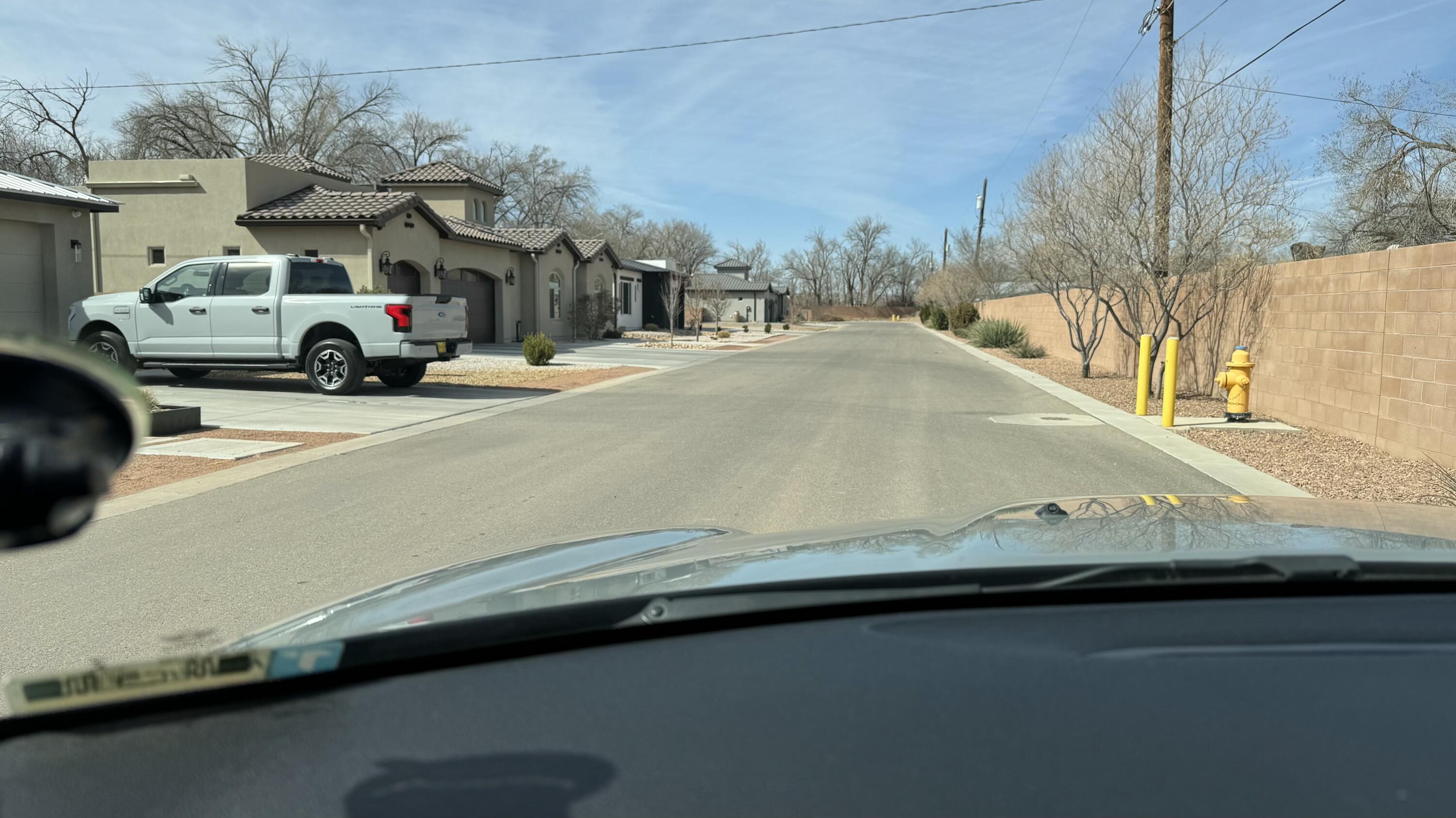 253 Valle Encantado Drive, Albuquerque, New Mexico image 8