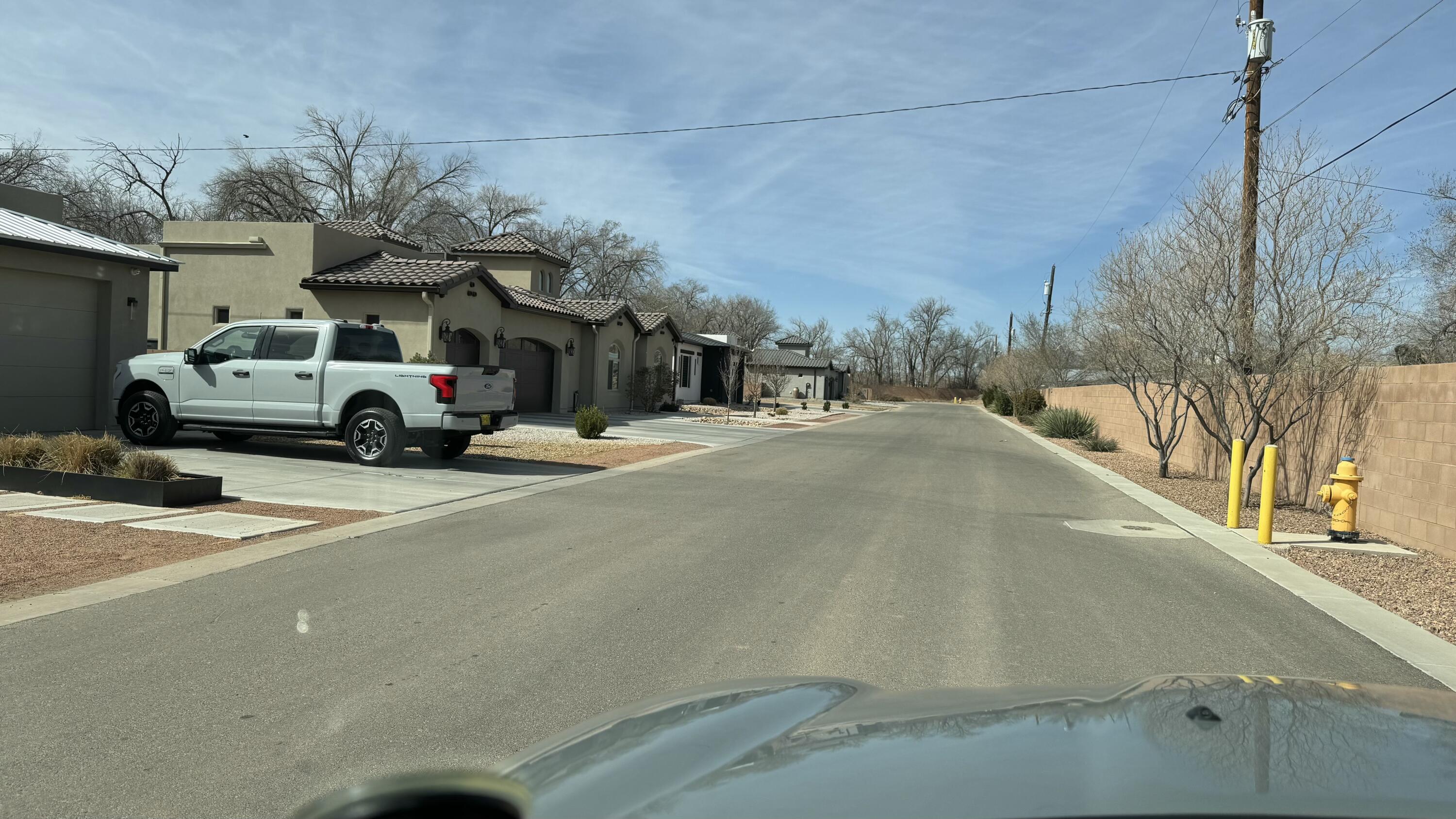 253 Valle Encantado Drive, Albuquerque, New Mexico image 7