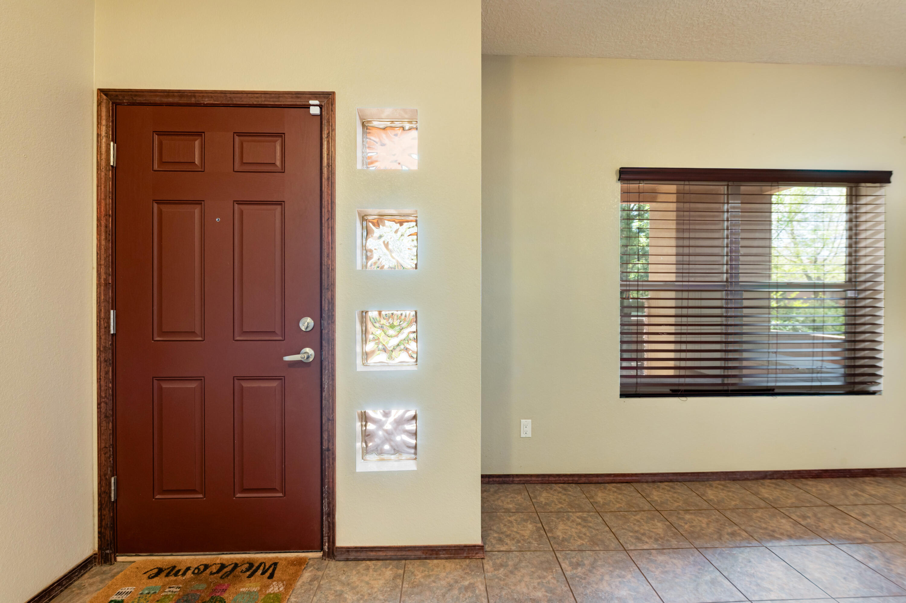 6527 Jazmin Place NW